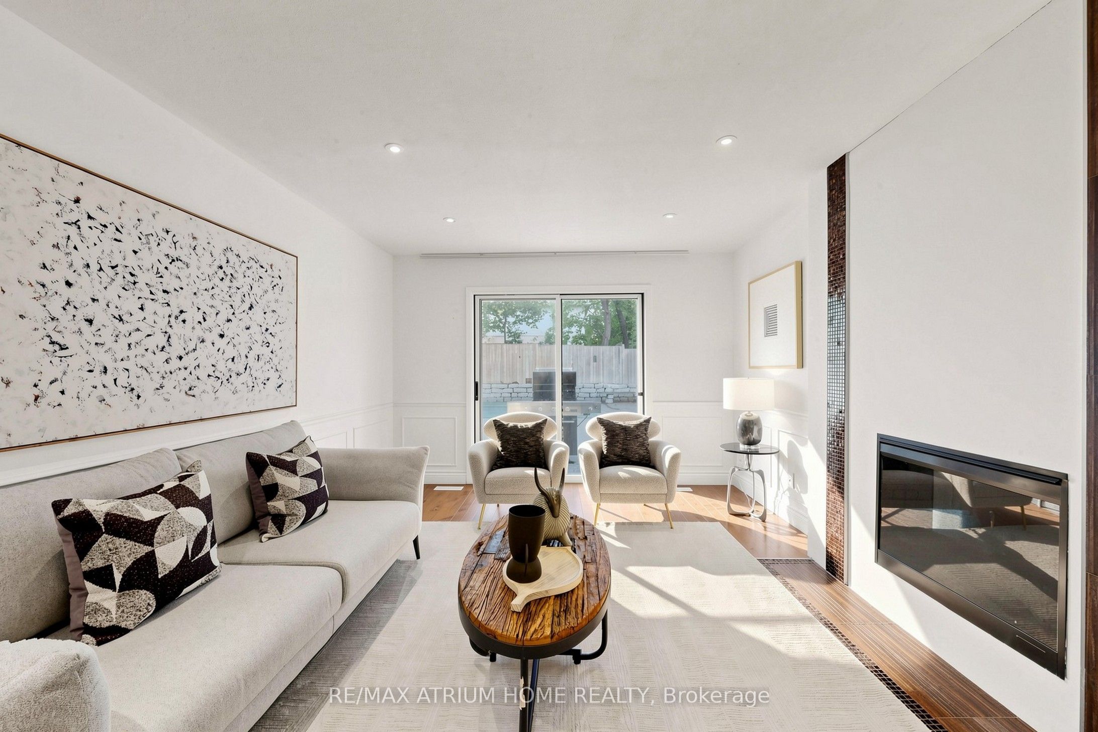 61 Hobart Drive Property Photo 12