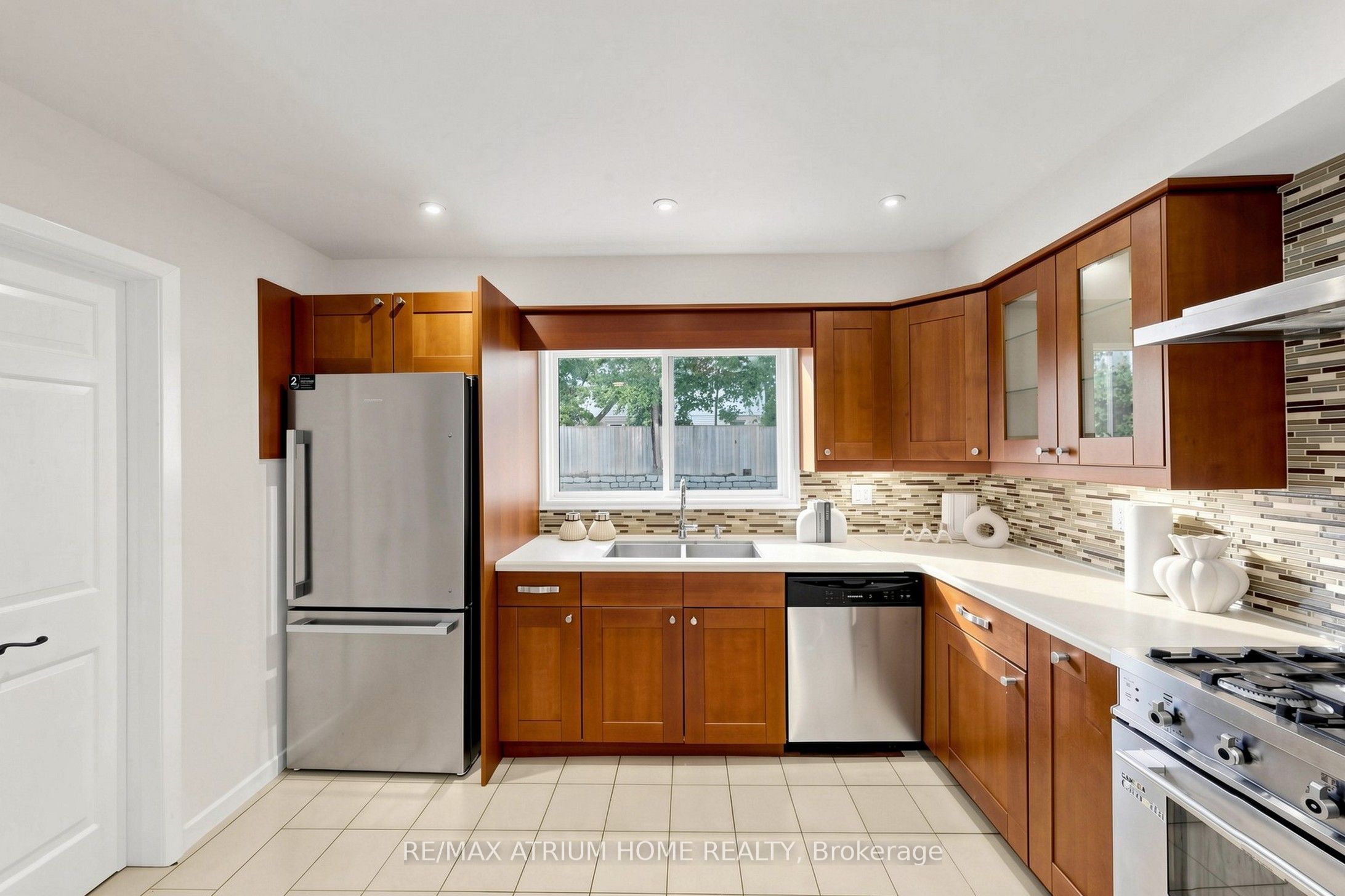 61 Hobart Drive Property Photo 17