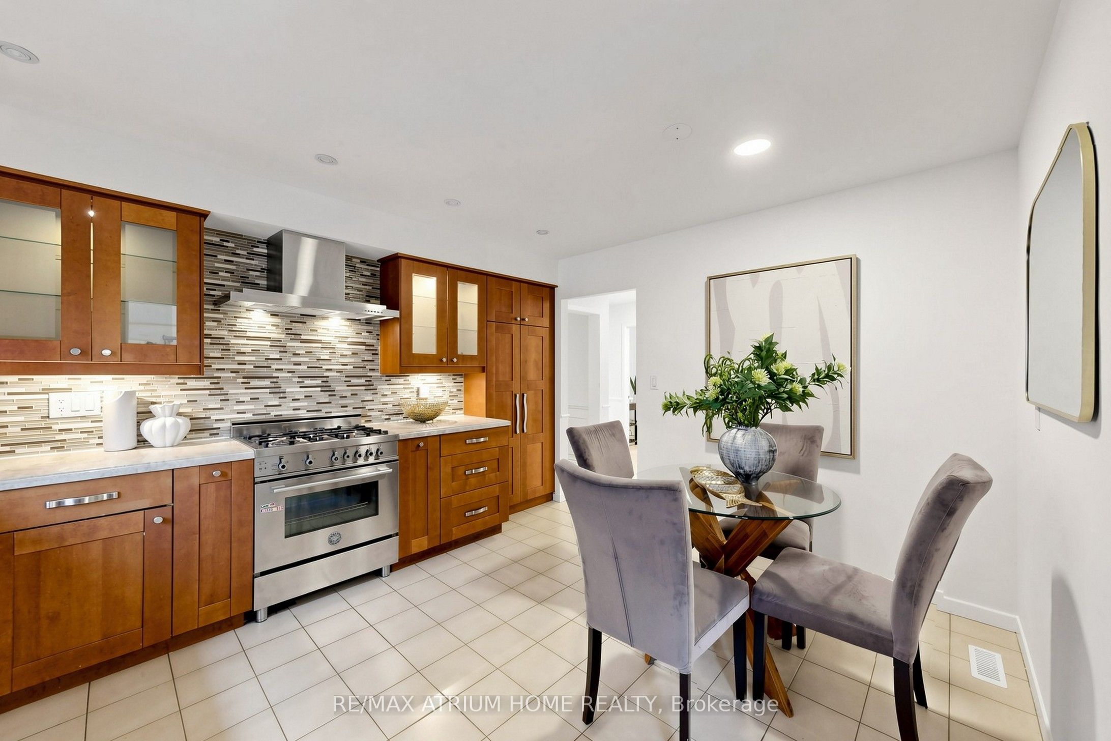 61 Hobart Drive Property Photo 18