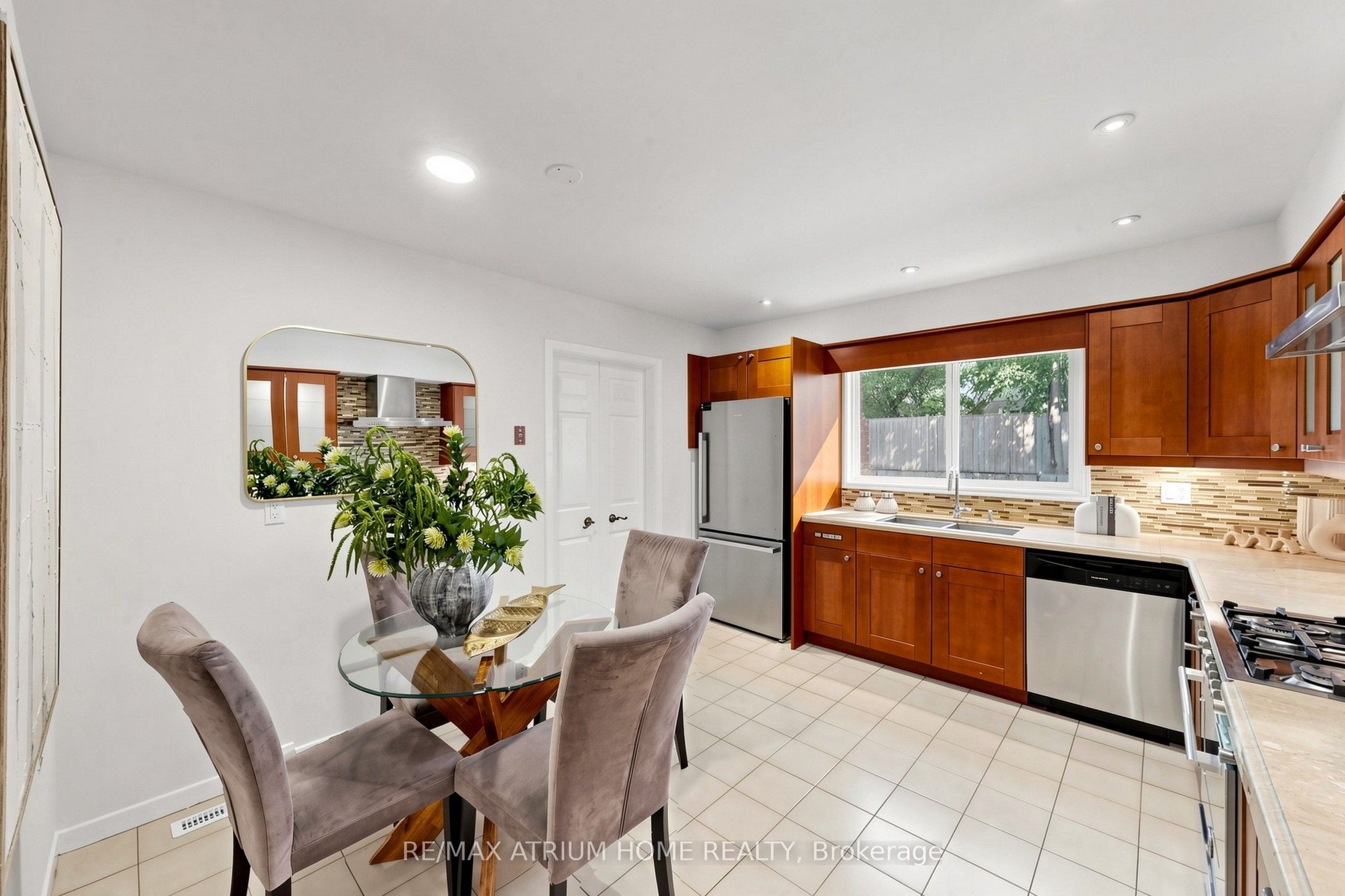 61 Hobart Drive Property Photo 19