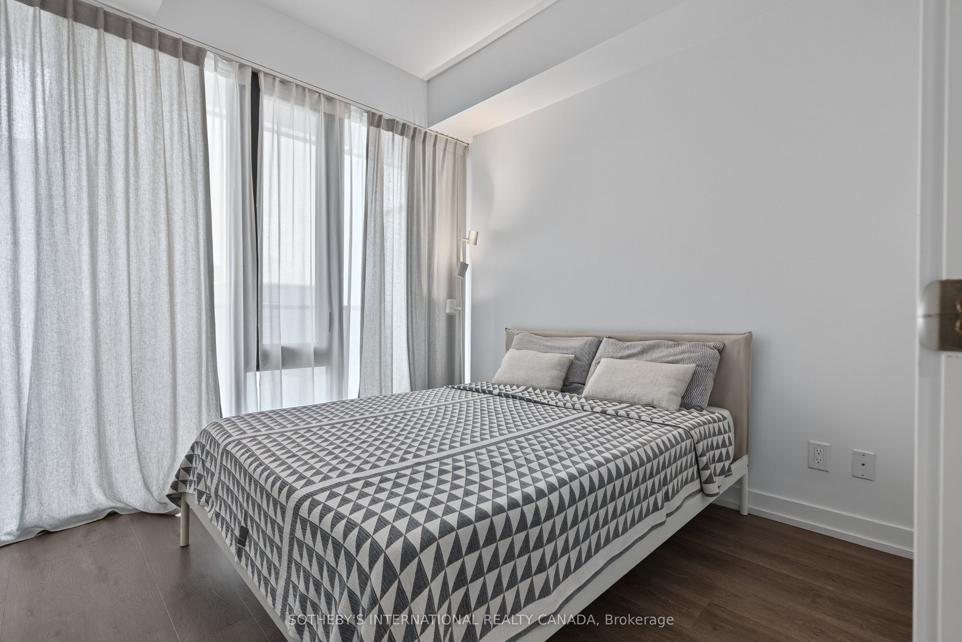 161 Roehampton Avenue 3001 Property Photo 21