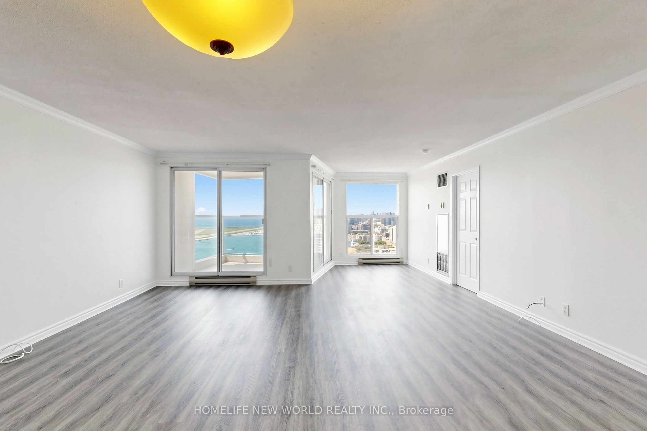 99 Harbour Square 3512 Property Photo 8