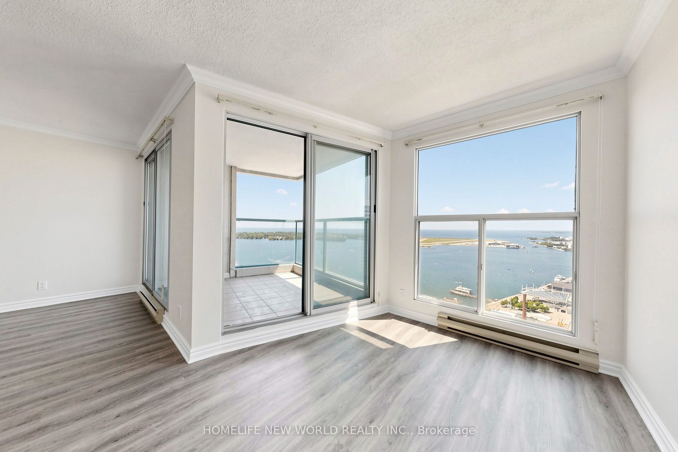 99 Harbour Square 3512 Property Photo 11