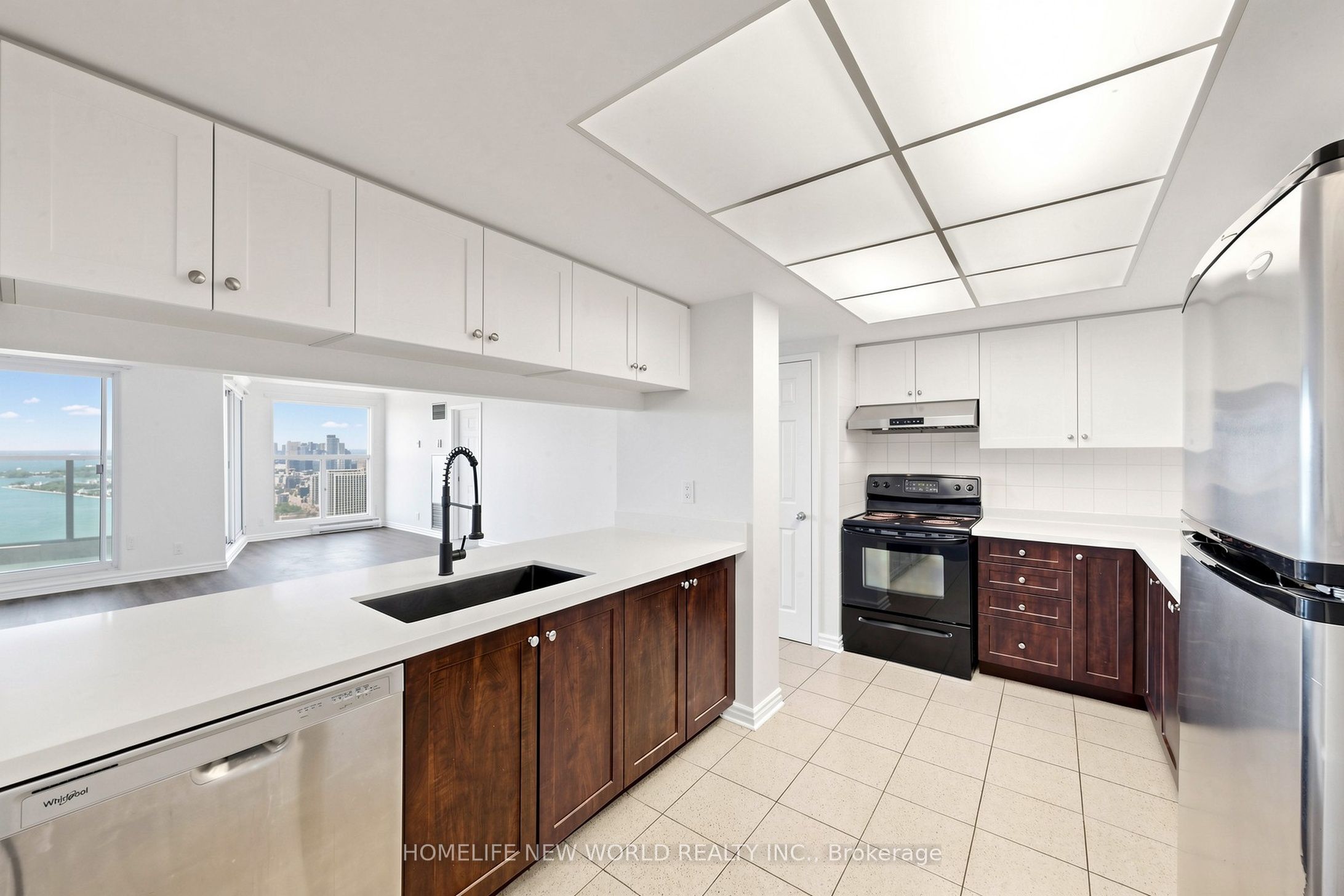 99 Harbour Square 3512 Property Photo 12