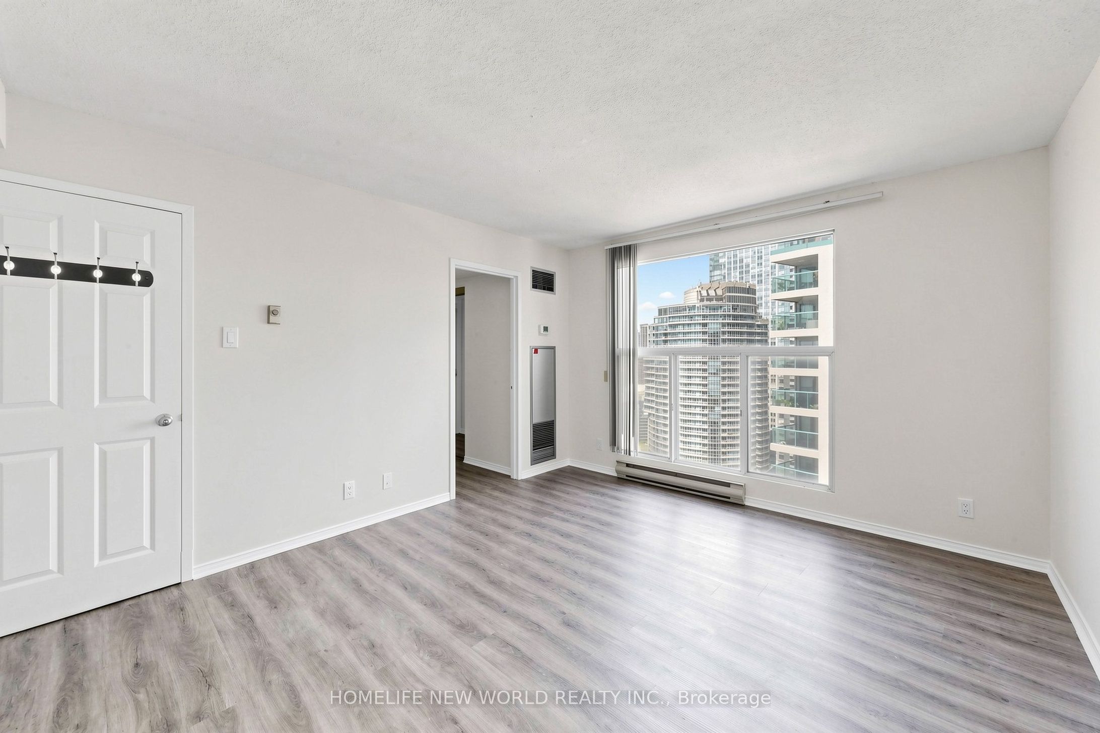 99 Harbour Square 3512 Property Photo 17