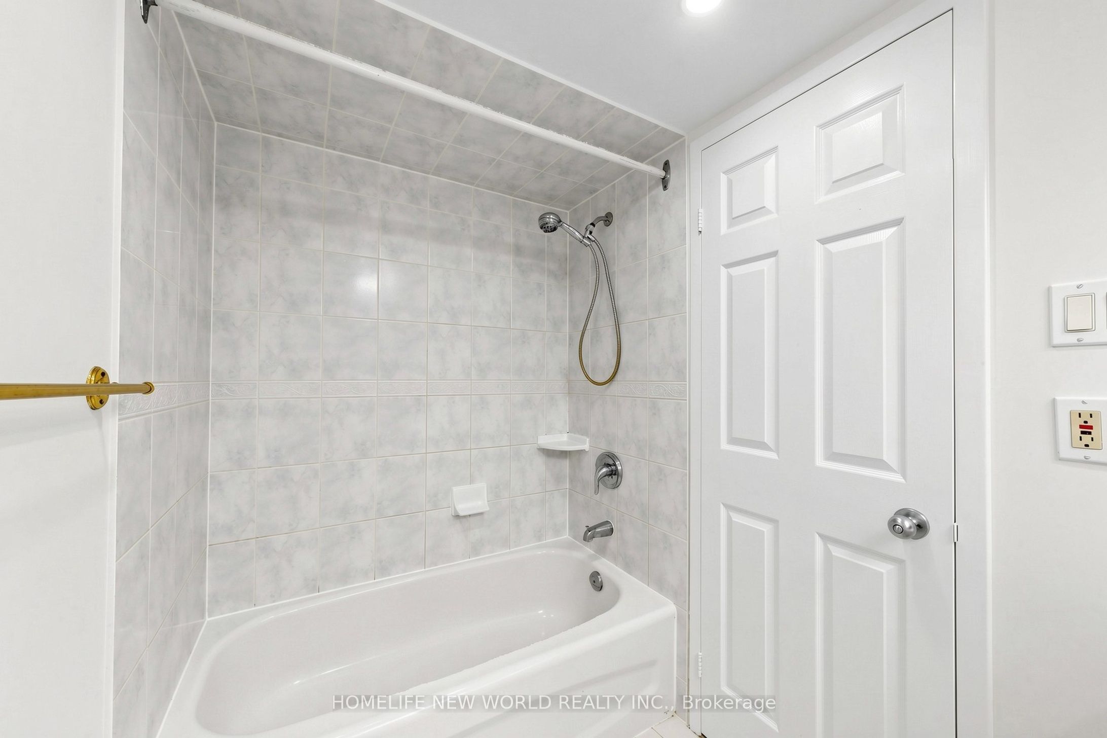 99 Harbour Square 3512 Property Photo 21