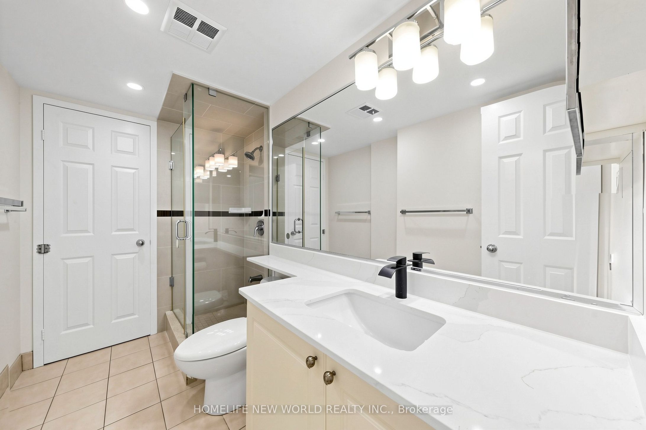 99 Harbour Square 3512 Property Photo 25