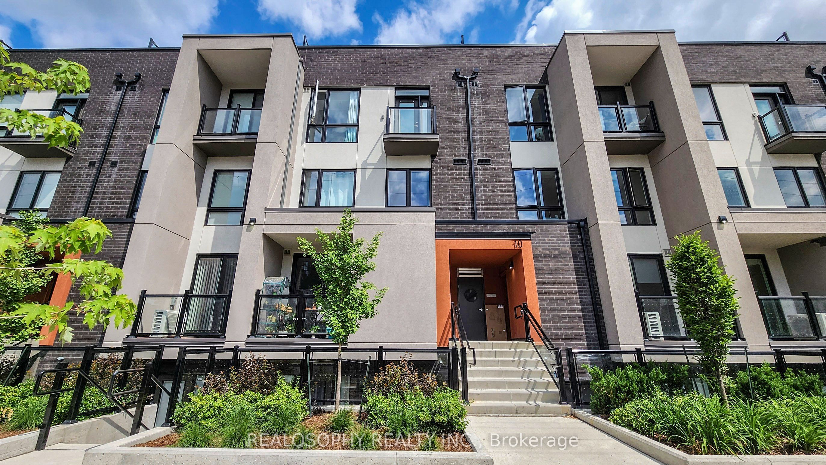 10 Marquette Avenue 8