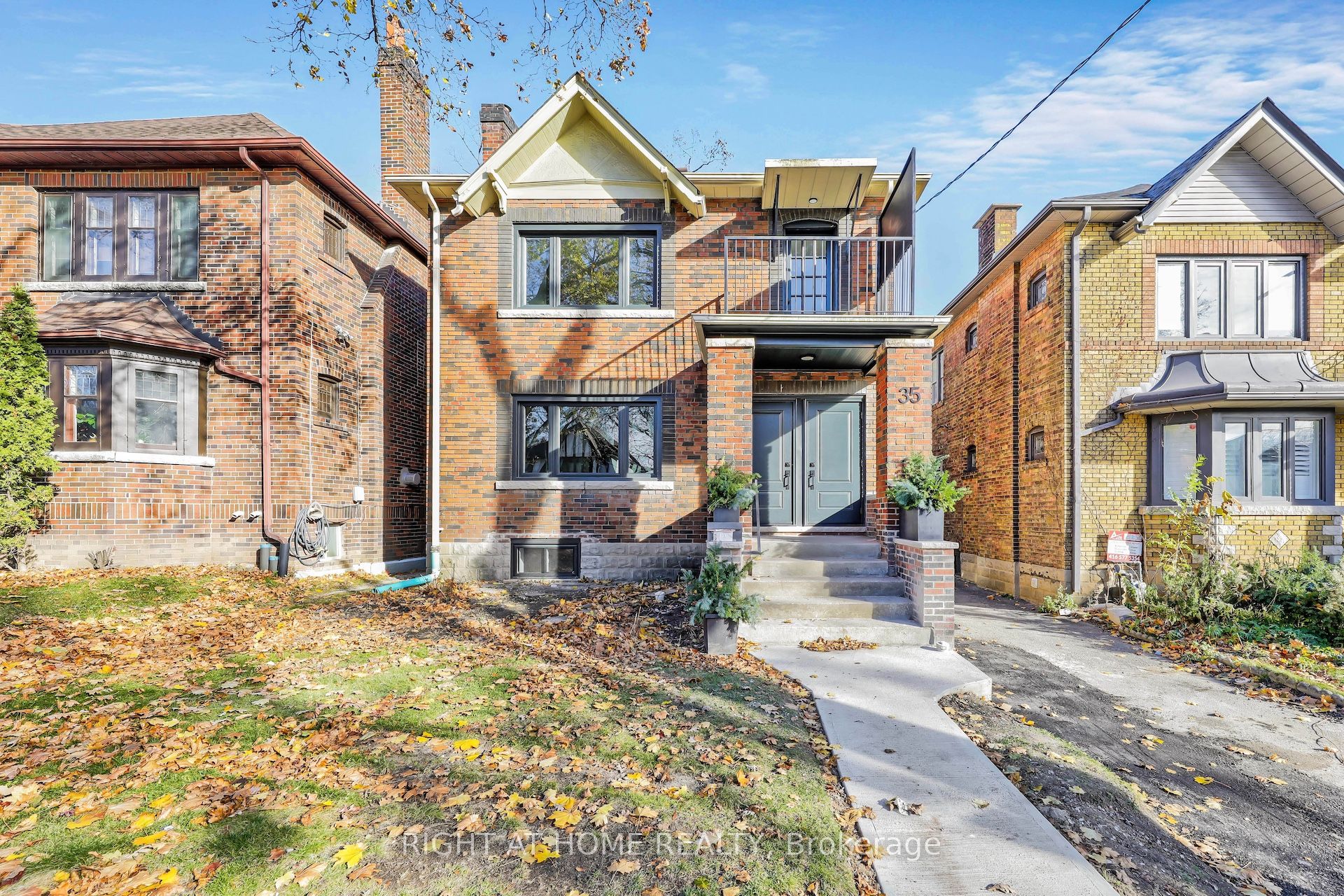 35 Braemar Avenue Lower Property Photo 1