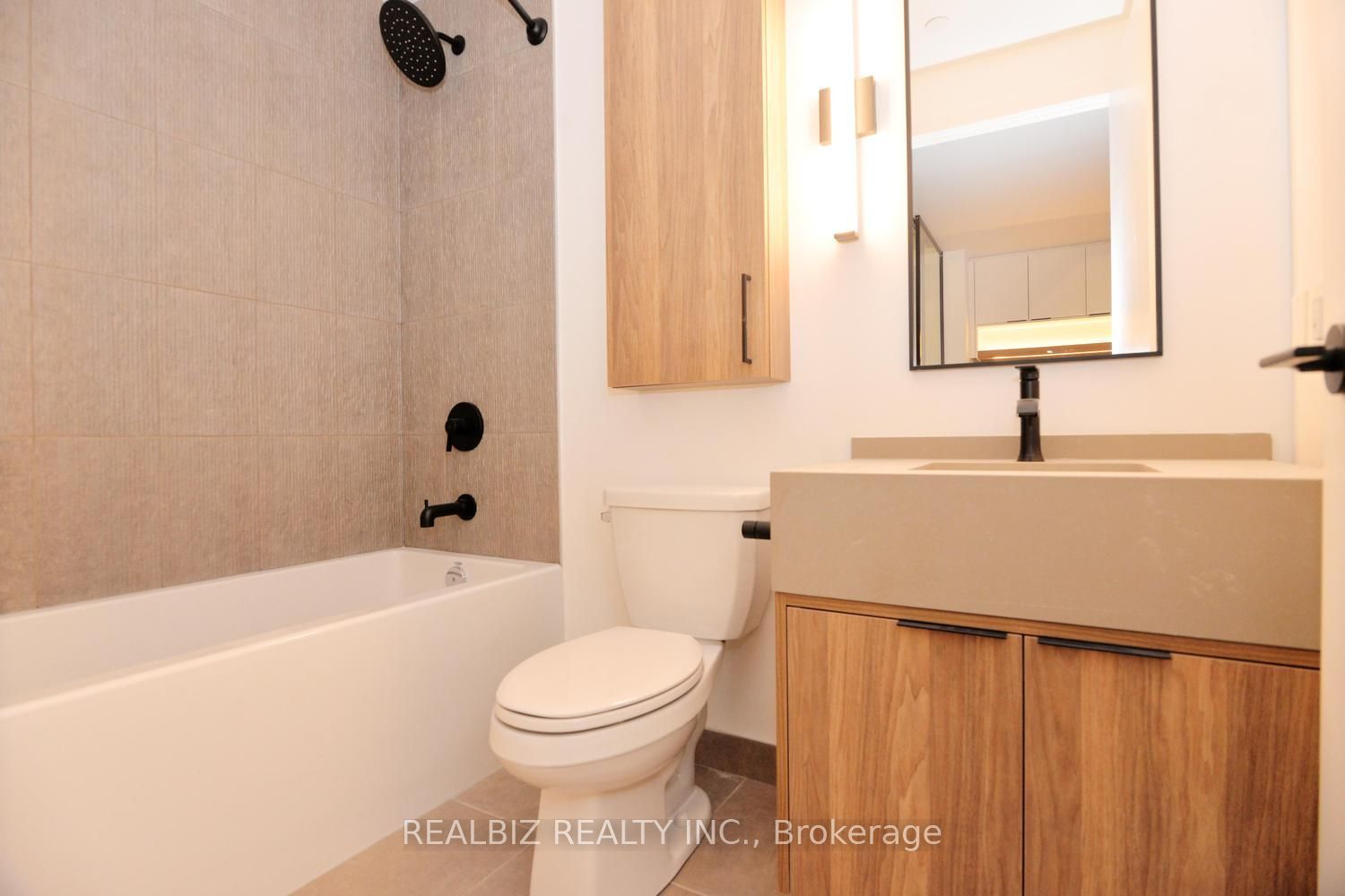 91 Montclair Avenue 823 Property Photo 14