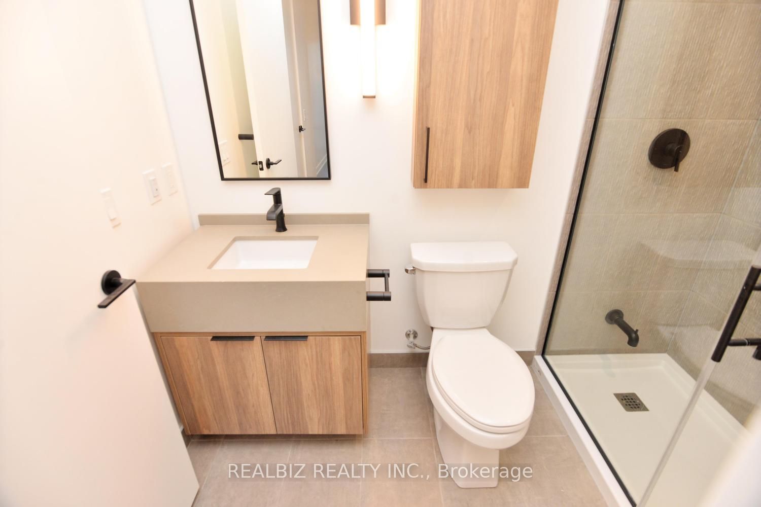 91 Montclair Avenue 823 Property Photo 18