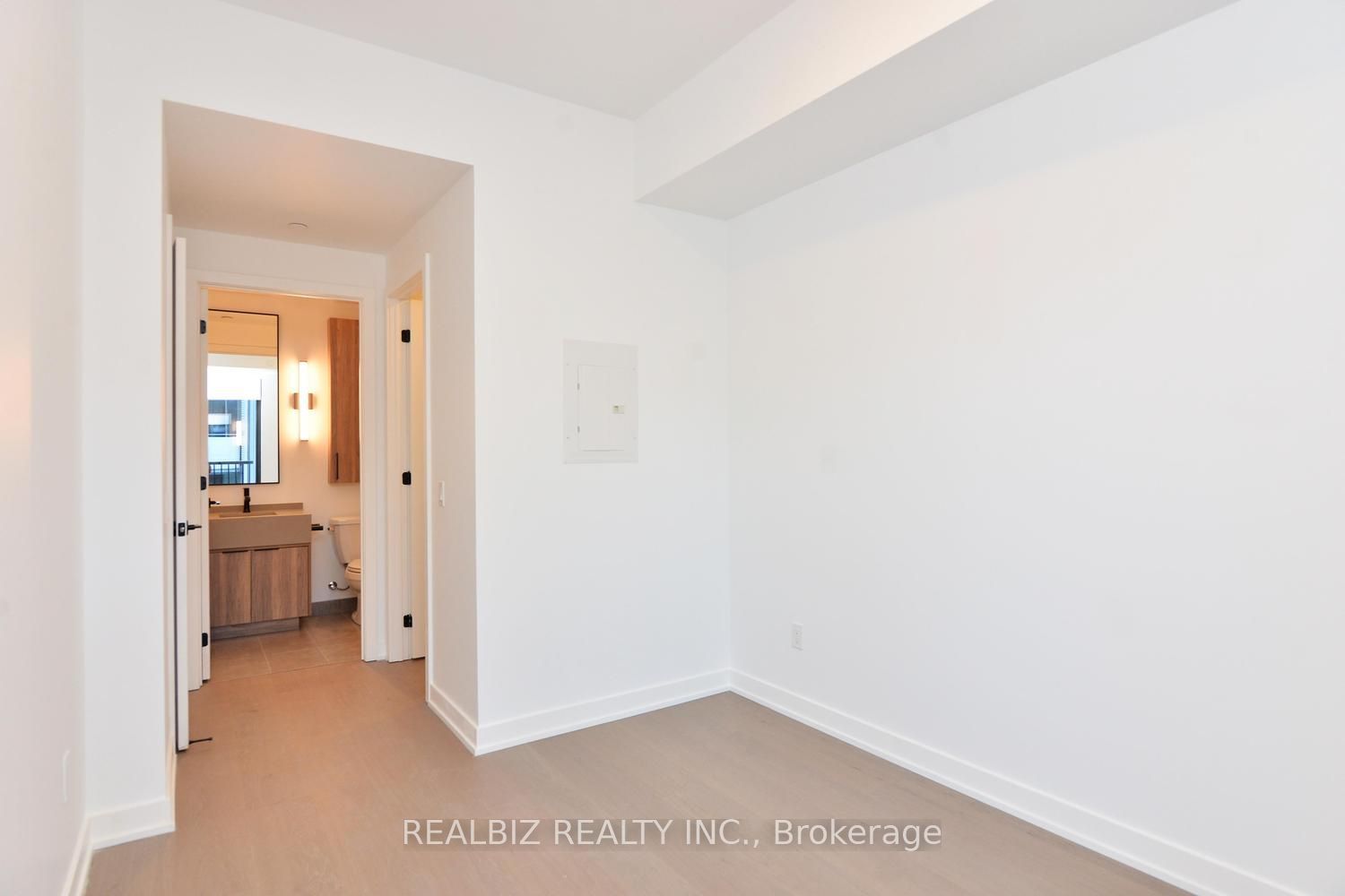 91 Montclair Avenue 823 Property Photo 21