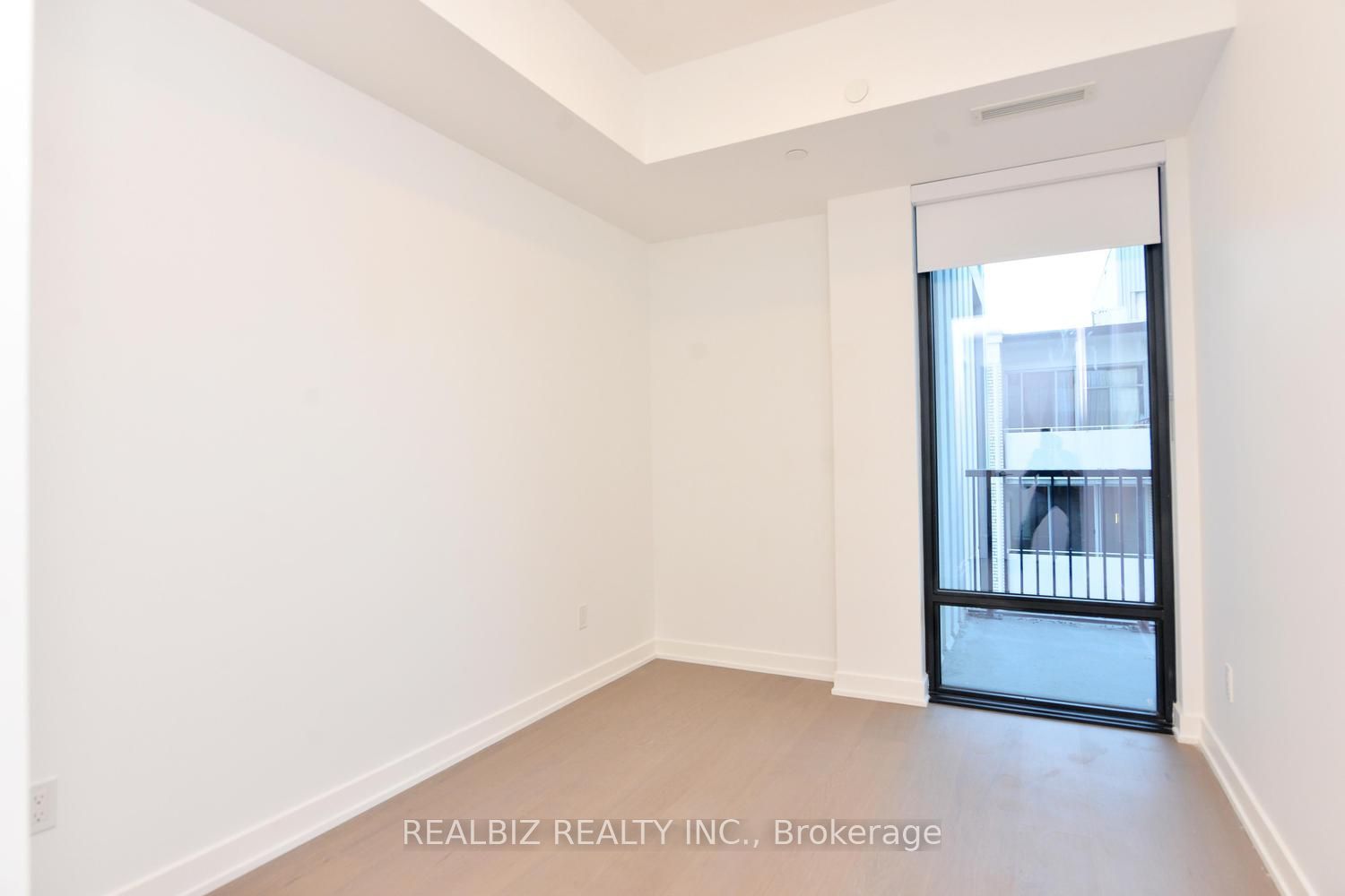 91 Montclair Avenue 823 Property Photo 22