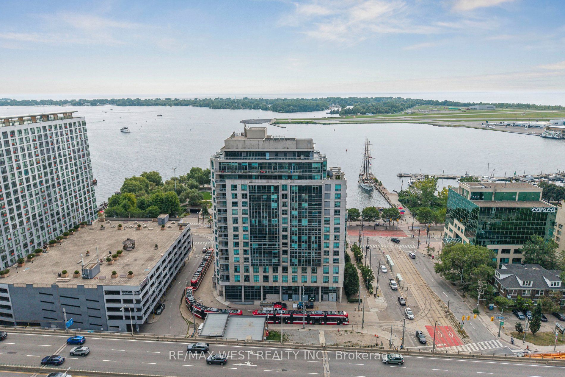 410 Queens Quay W 1104 Property Photo 5