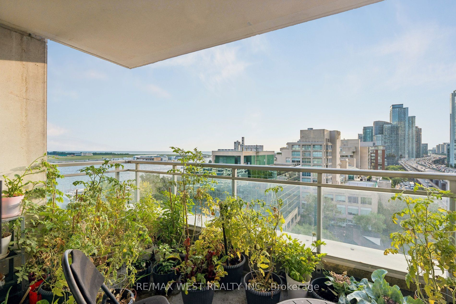 410 Queens Quay W 1104 Property Photo 17
