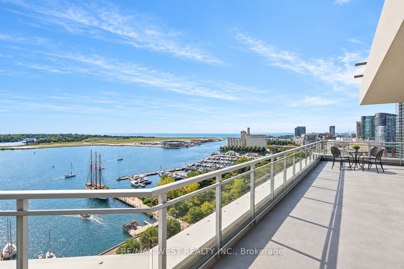 410 Queens Quay W 1104 Property Photo 32