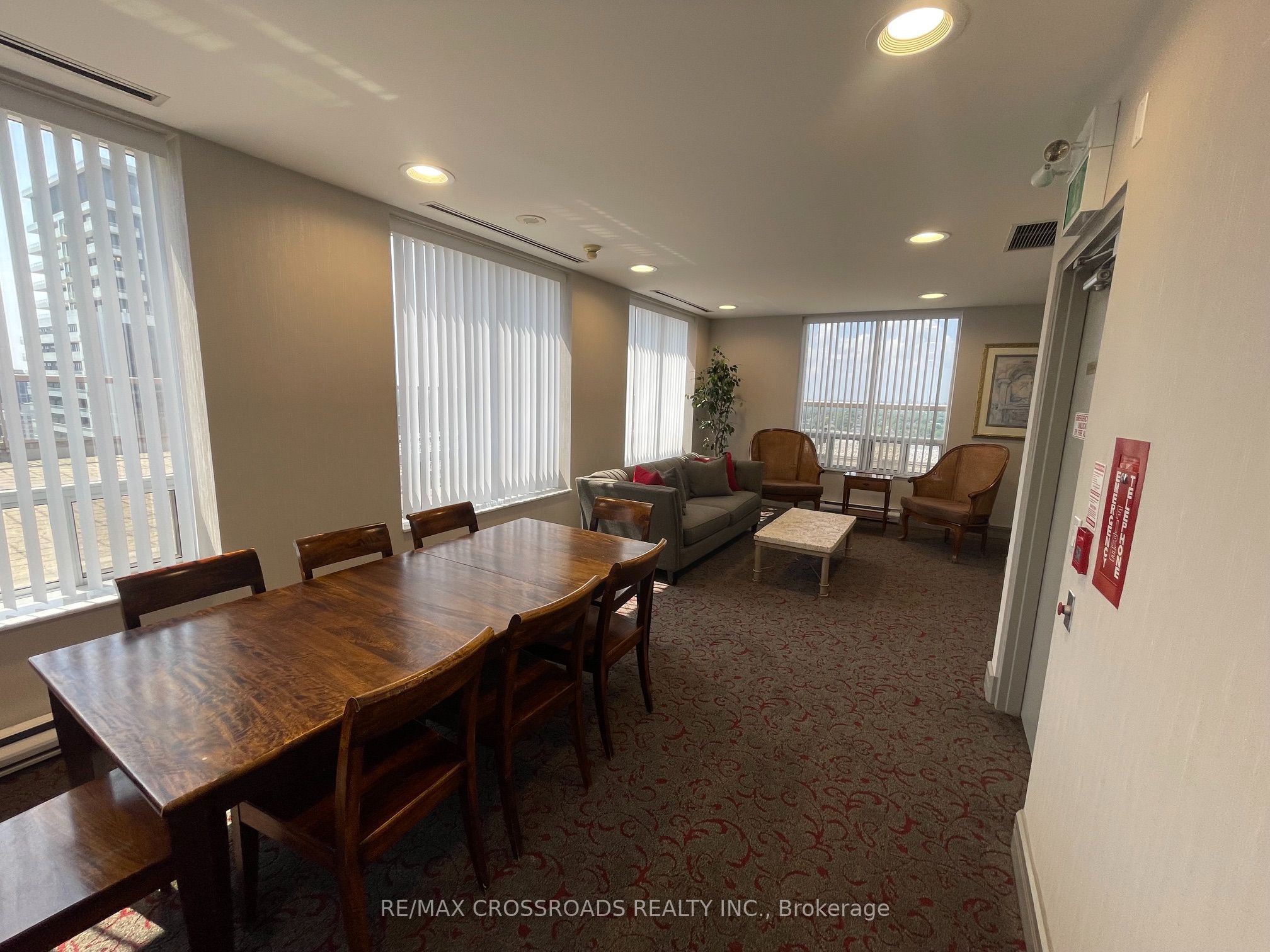 5418 Yonge Street 507 Property Photo 7