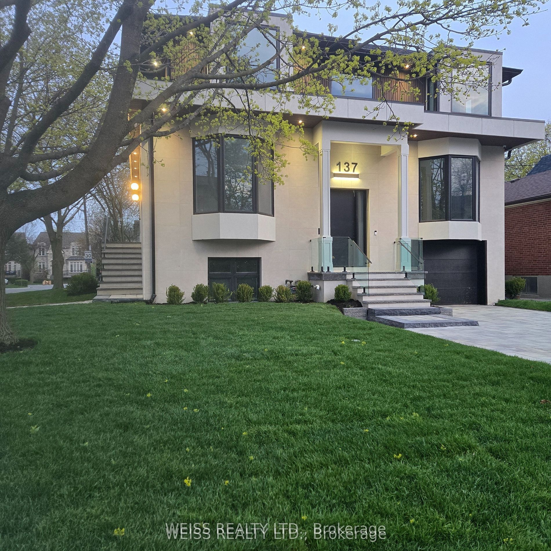 137 Bannockburn Avenue Property Photo 1