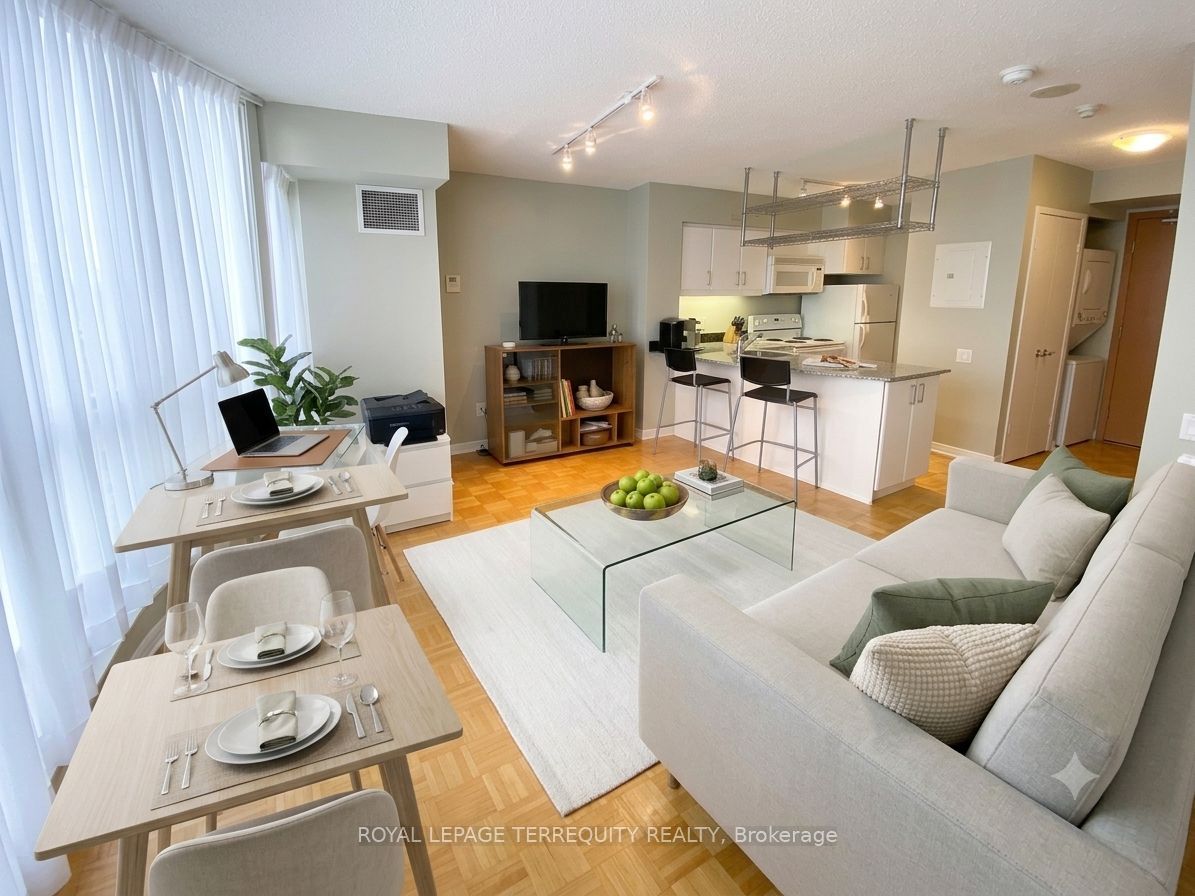 33 Sheppard Avenue E 1009 Property Photo 1