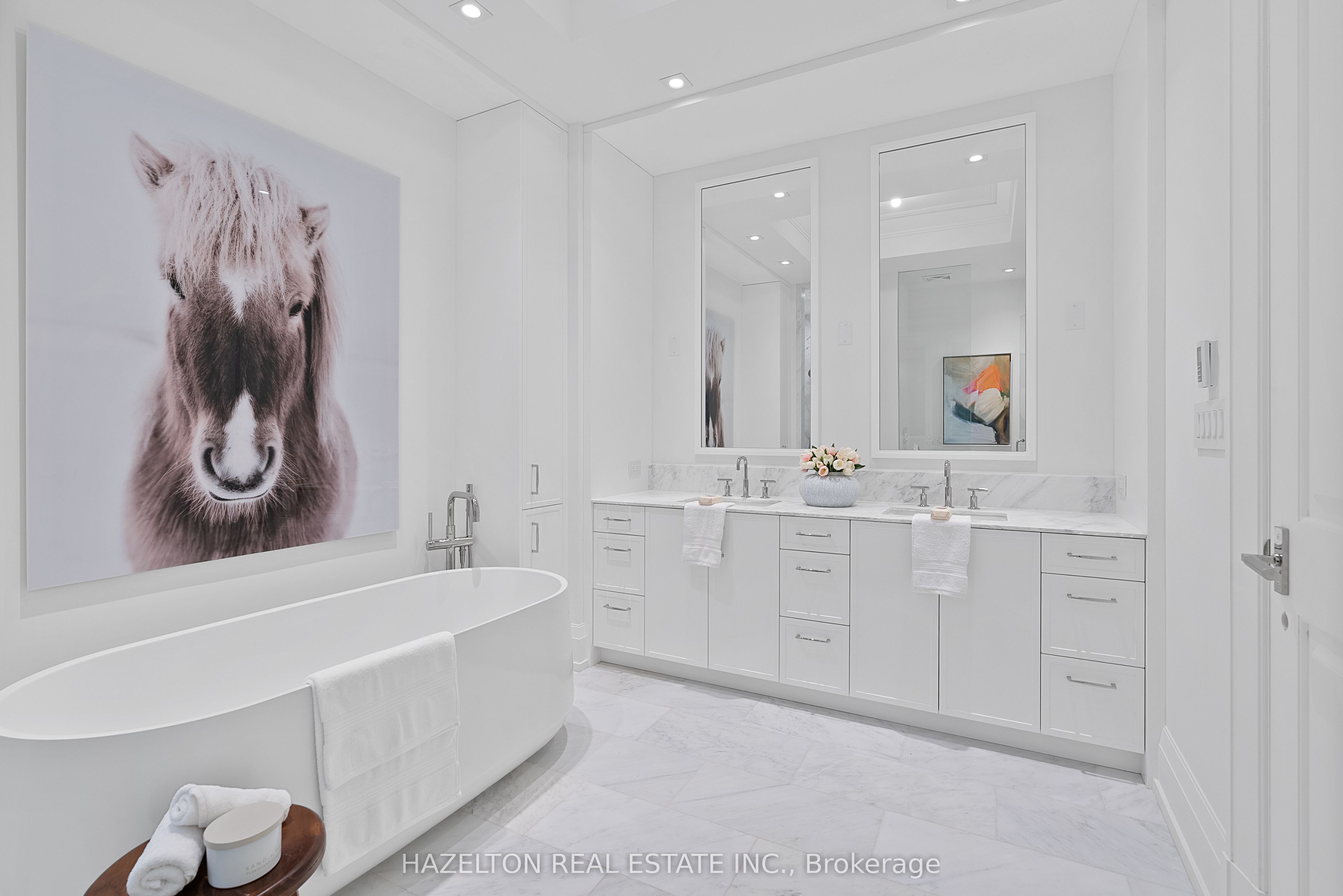 77 Clarendon Avenue 205 Property Photo 15