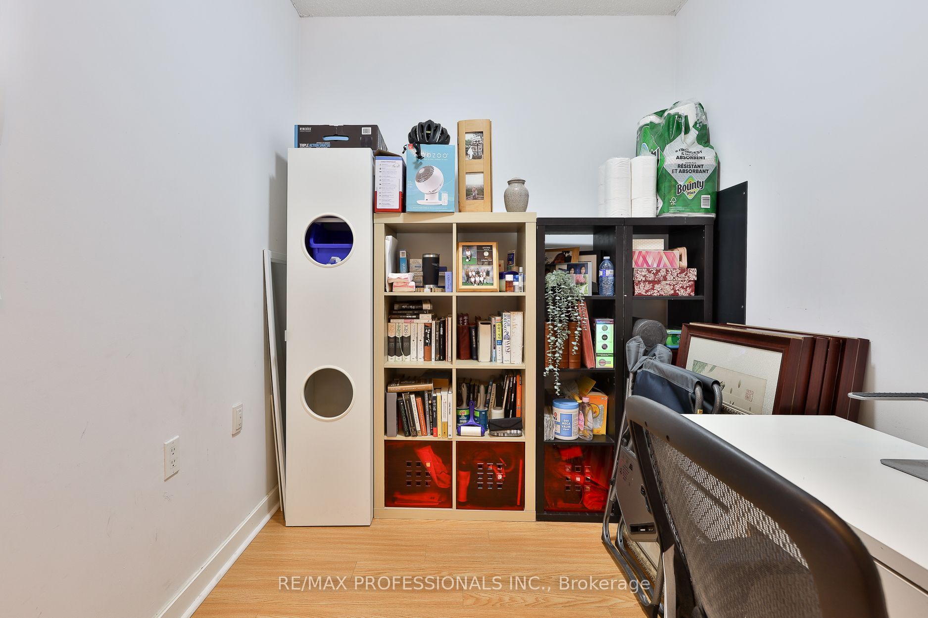 85 Bloor Street E 1608 Property Photo 3