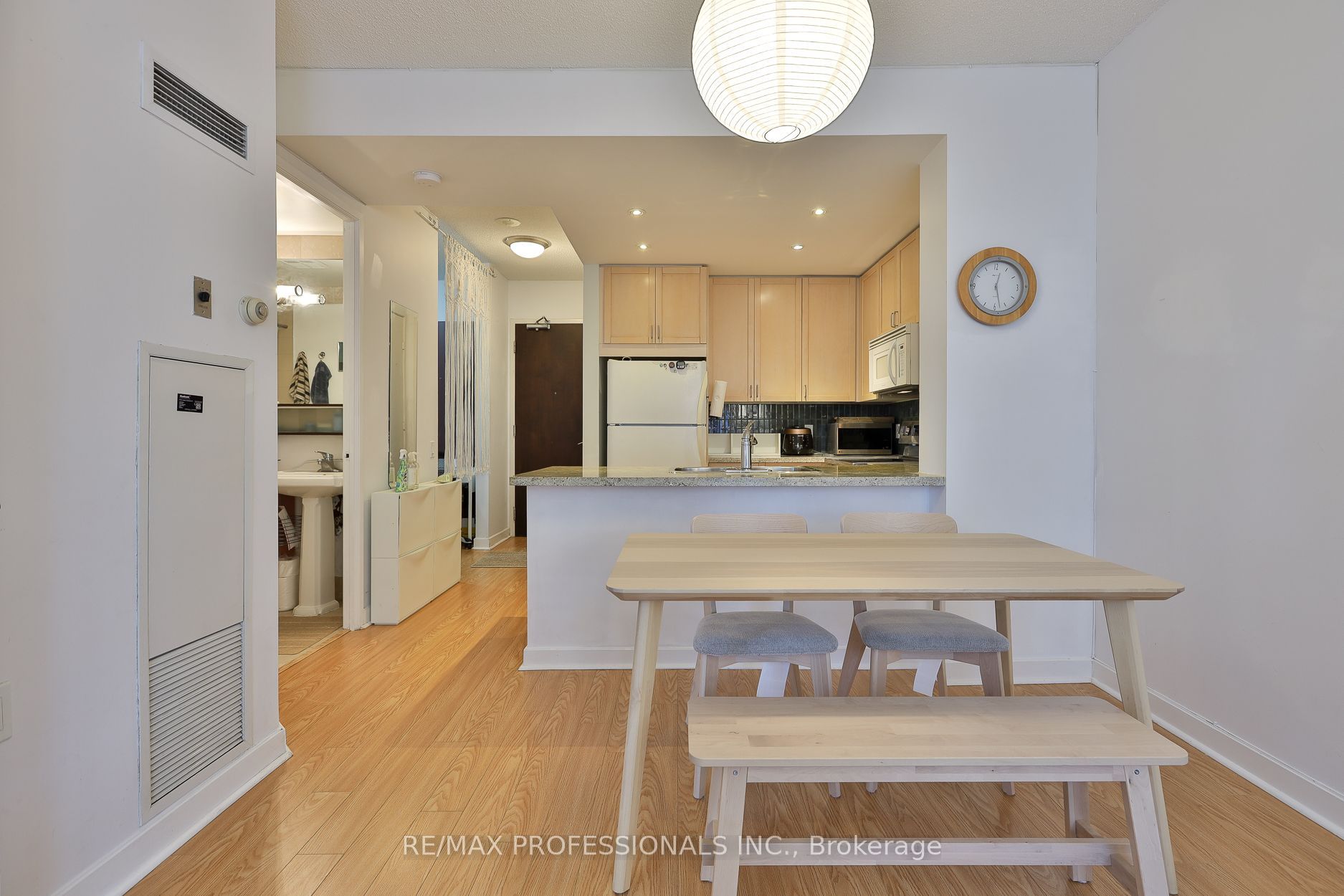 85 Bloor Street E 1608 Property Photo 10