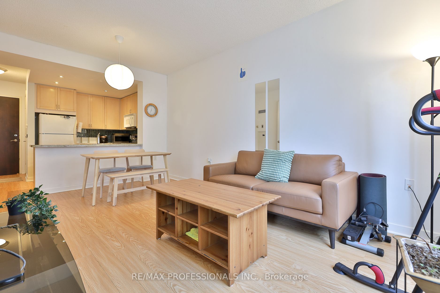 85 Bloor Street E 1608 Property Photo 15