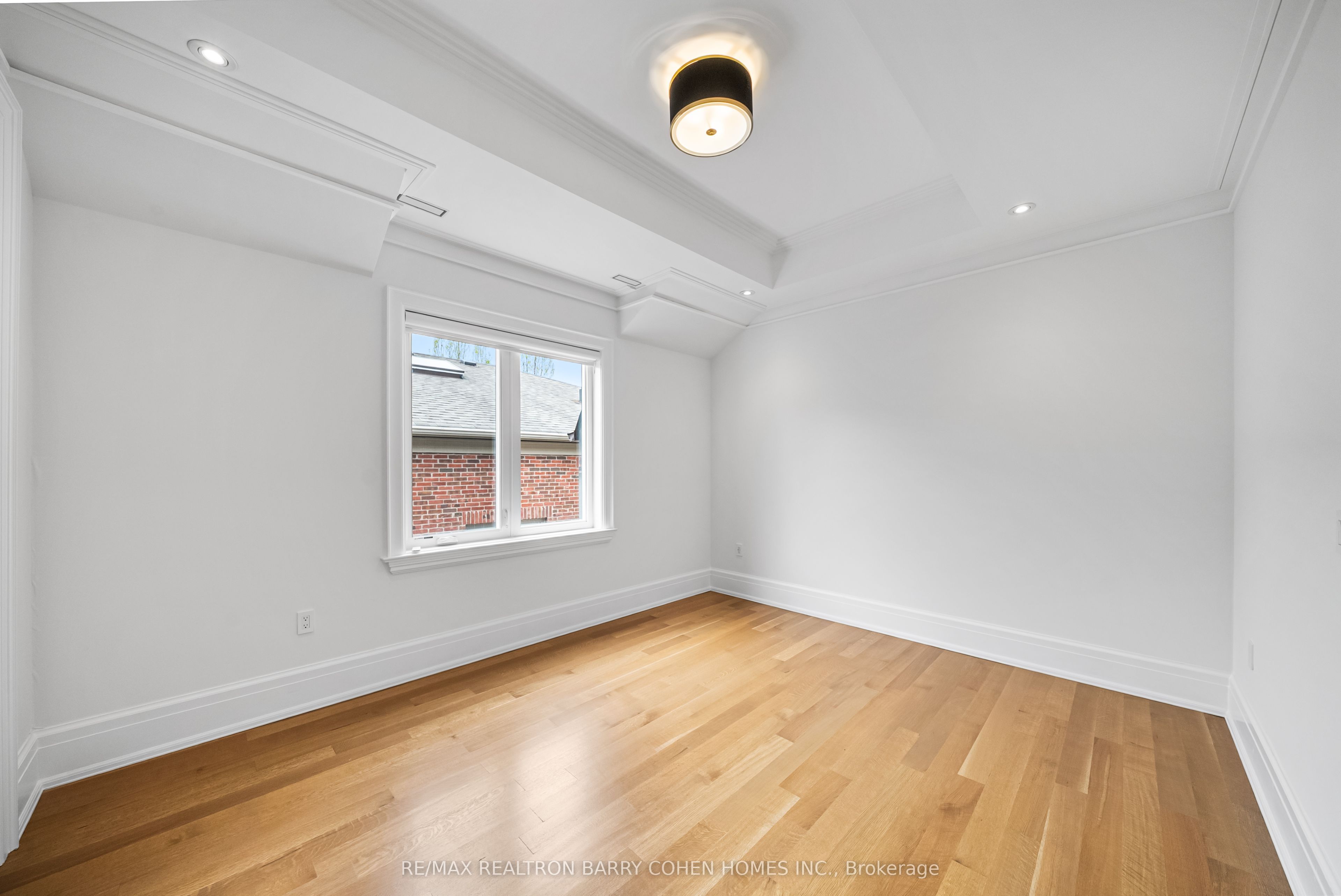 148 Munro Boulevard Property Photo 29