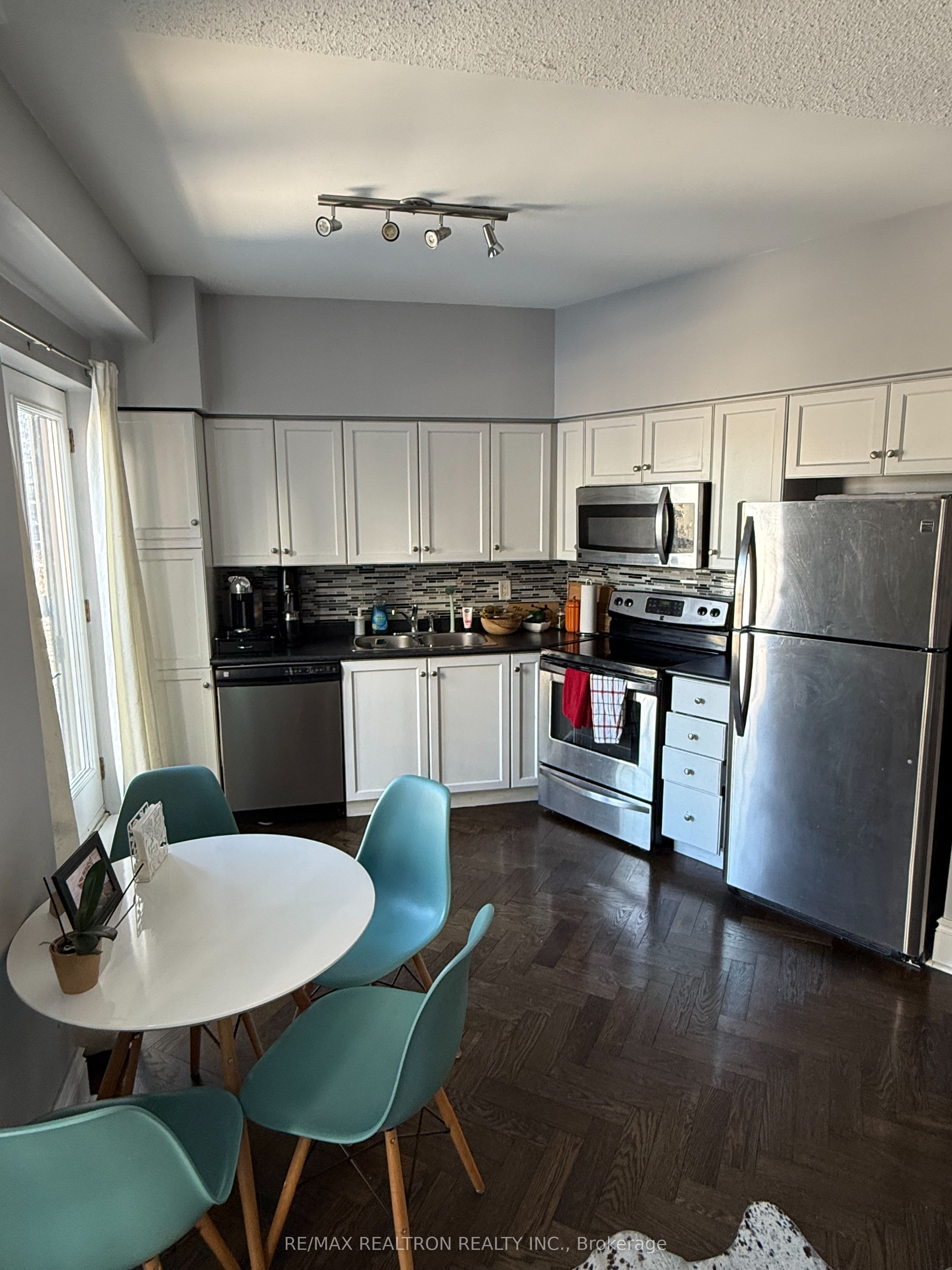 115 Richmond Street E 508 Property Photo 7