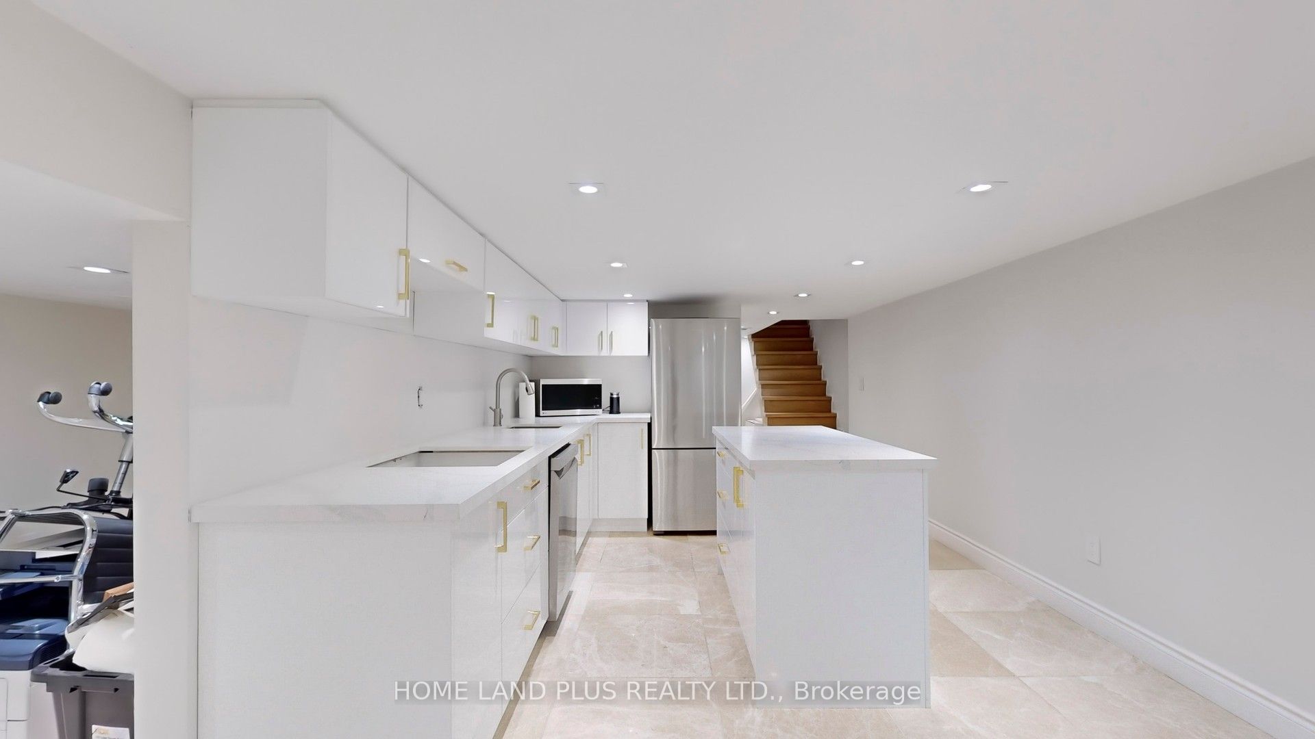 1841 Avenue Road Property Photo 29