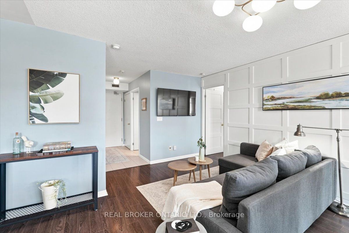 209 Fort York Boulevard 1468 Property Photo 9