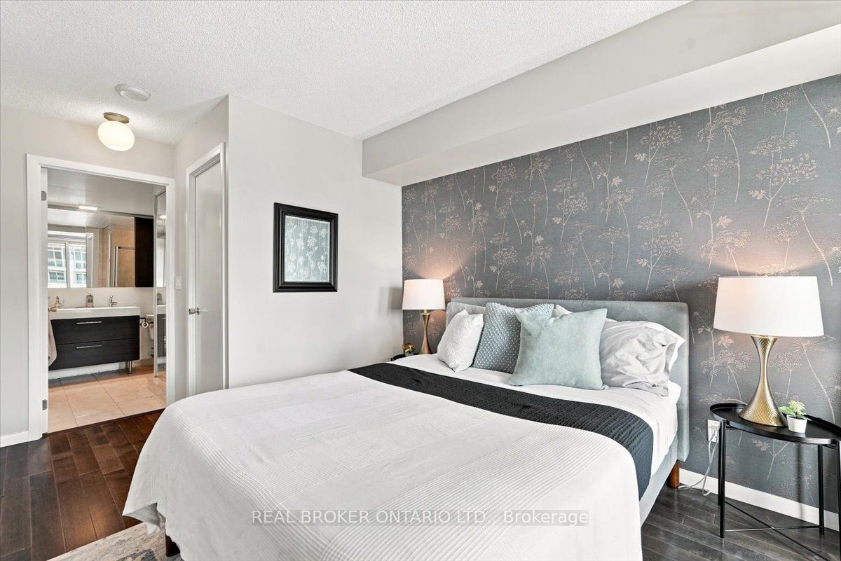 209 Fort York Boulevard 1468 Property Photo 15
