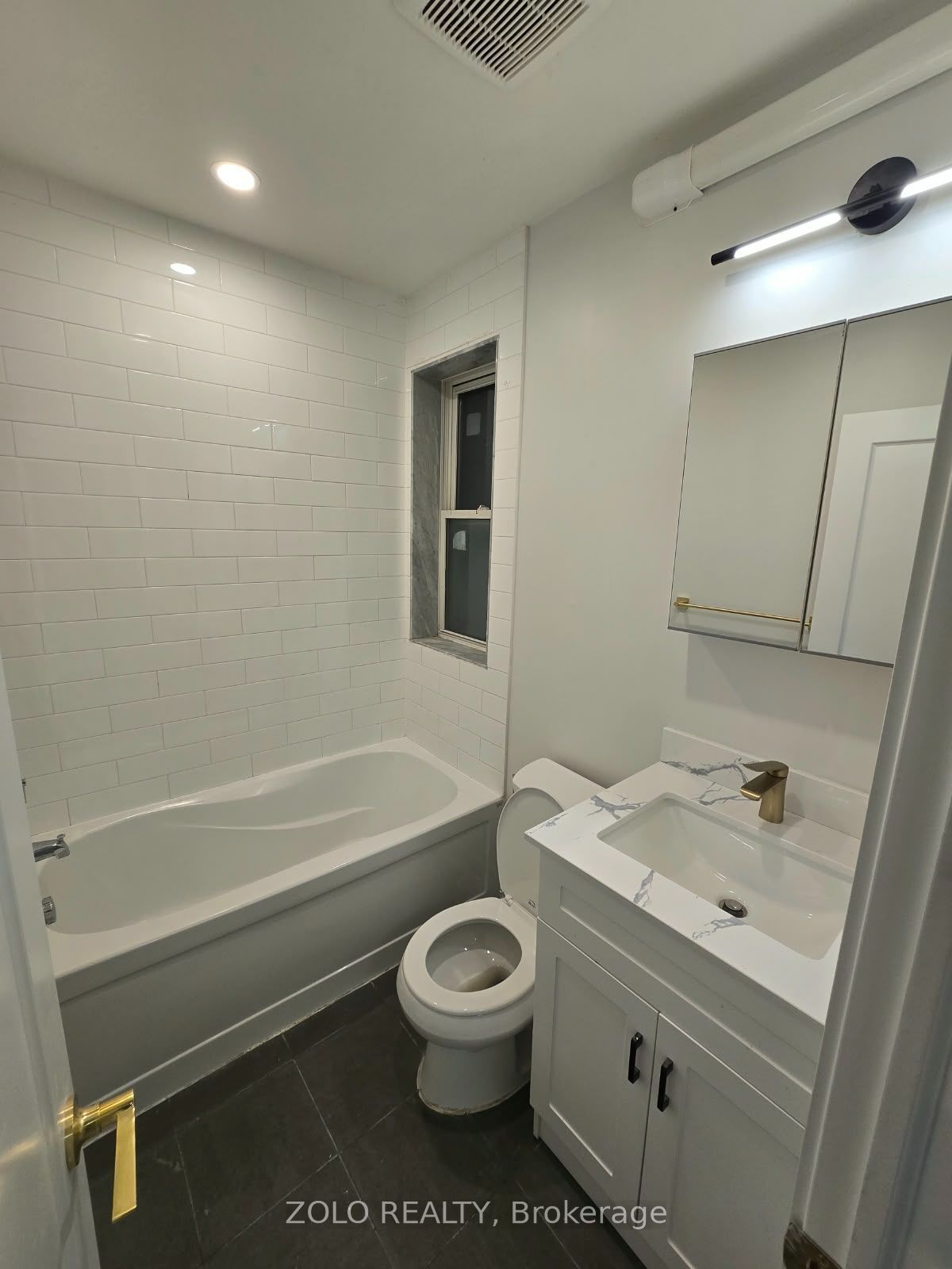 3525 Bathurst Street N #1 Property Photo 1