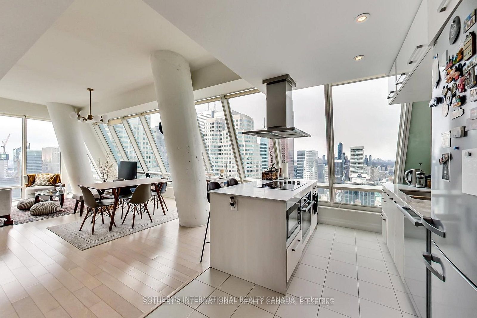 8 The Esplanade 5504 Property Photo 1