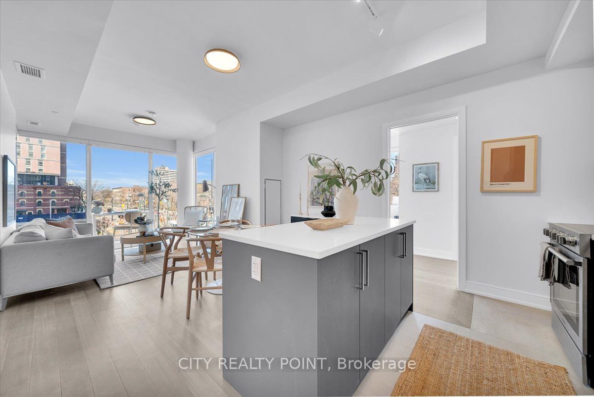 664 Spadina Avenue 201 Property Photo 3