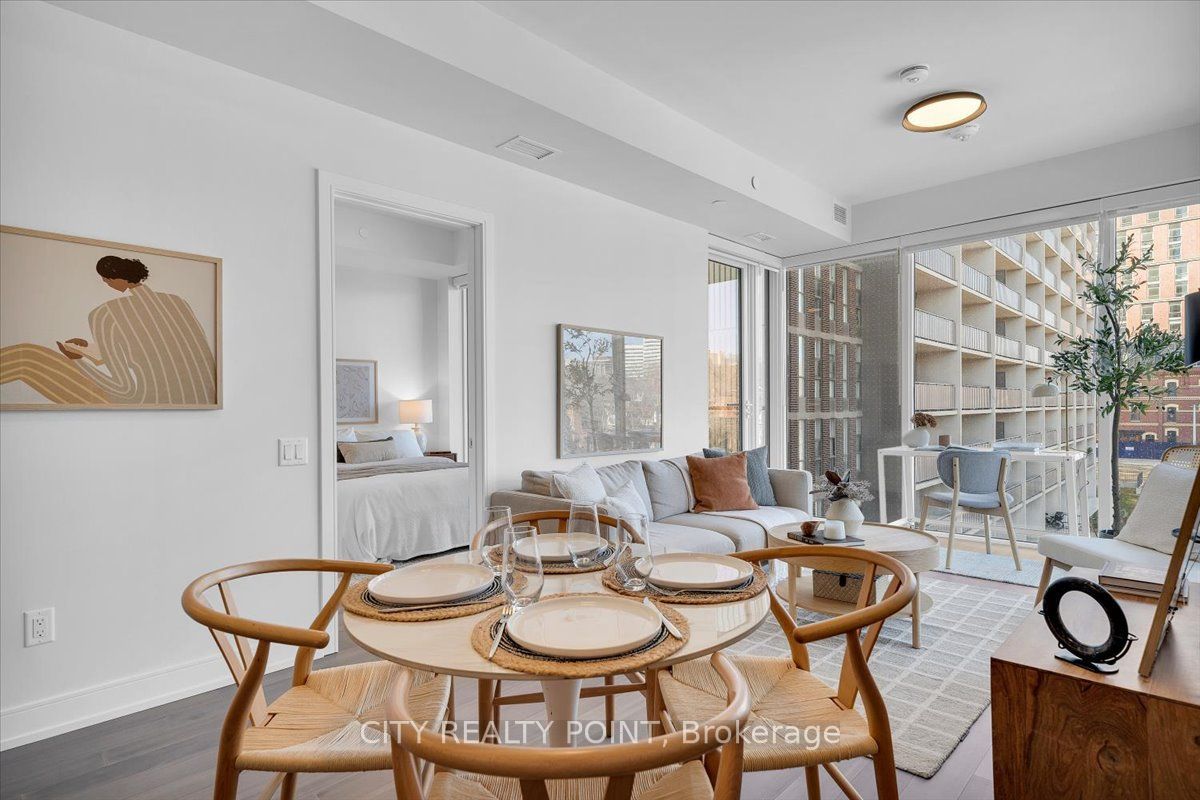 664 Spadina Avenue 201 Property Photo 5