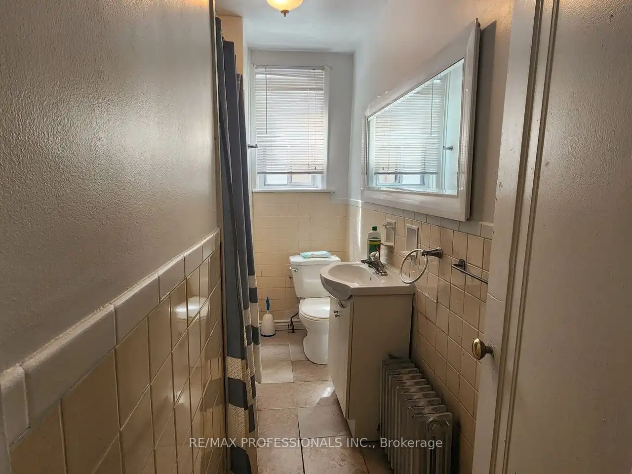 150 Robert Street Main Level Property Photo 7