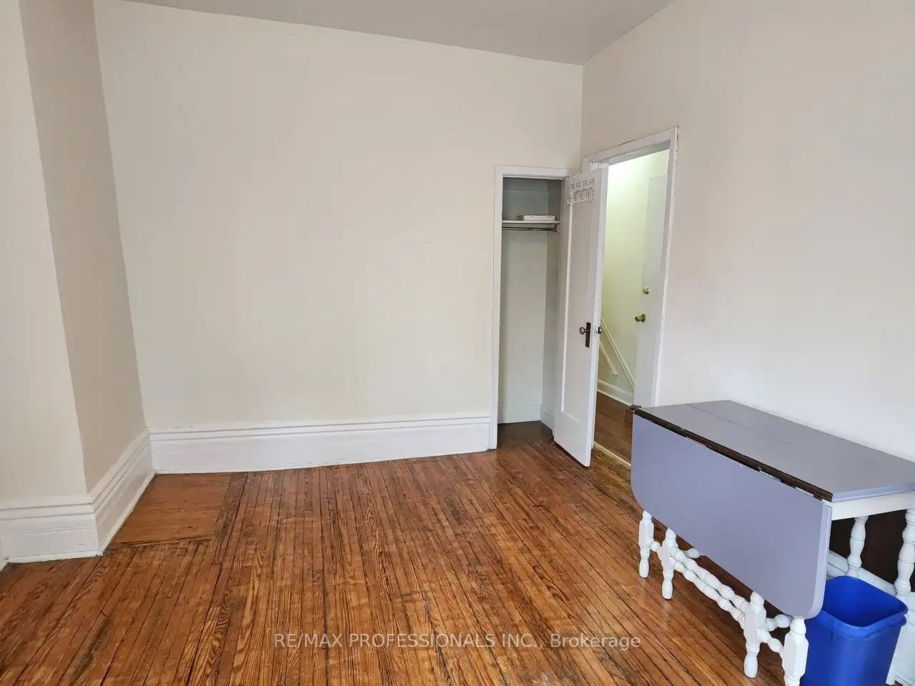 150 Robert Street Main Level Property Photo 15