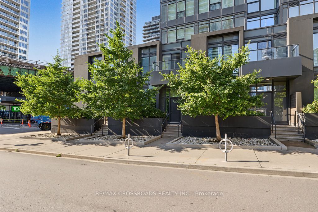 58 Queens Wharf Road Th05 Property Photo 1