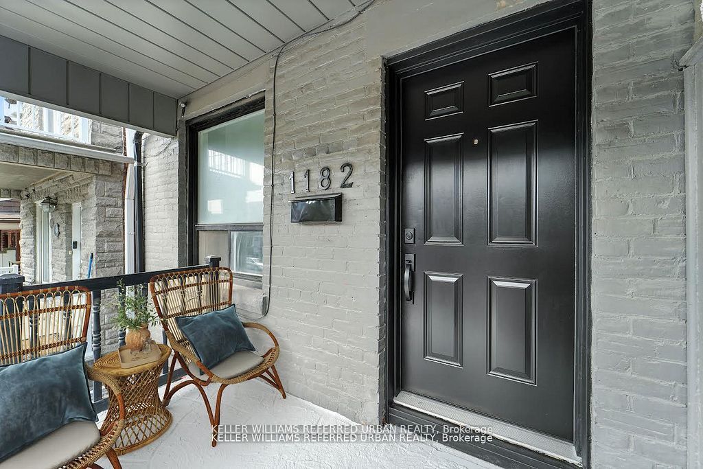 1182 Ossington Avenue Upper Property Photo 1