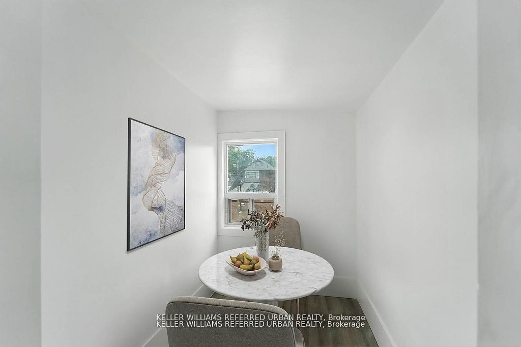 1182 Ossington Avenue Upper Property Photo 10