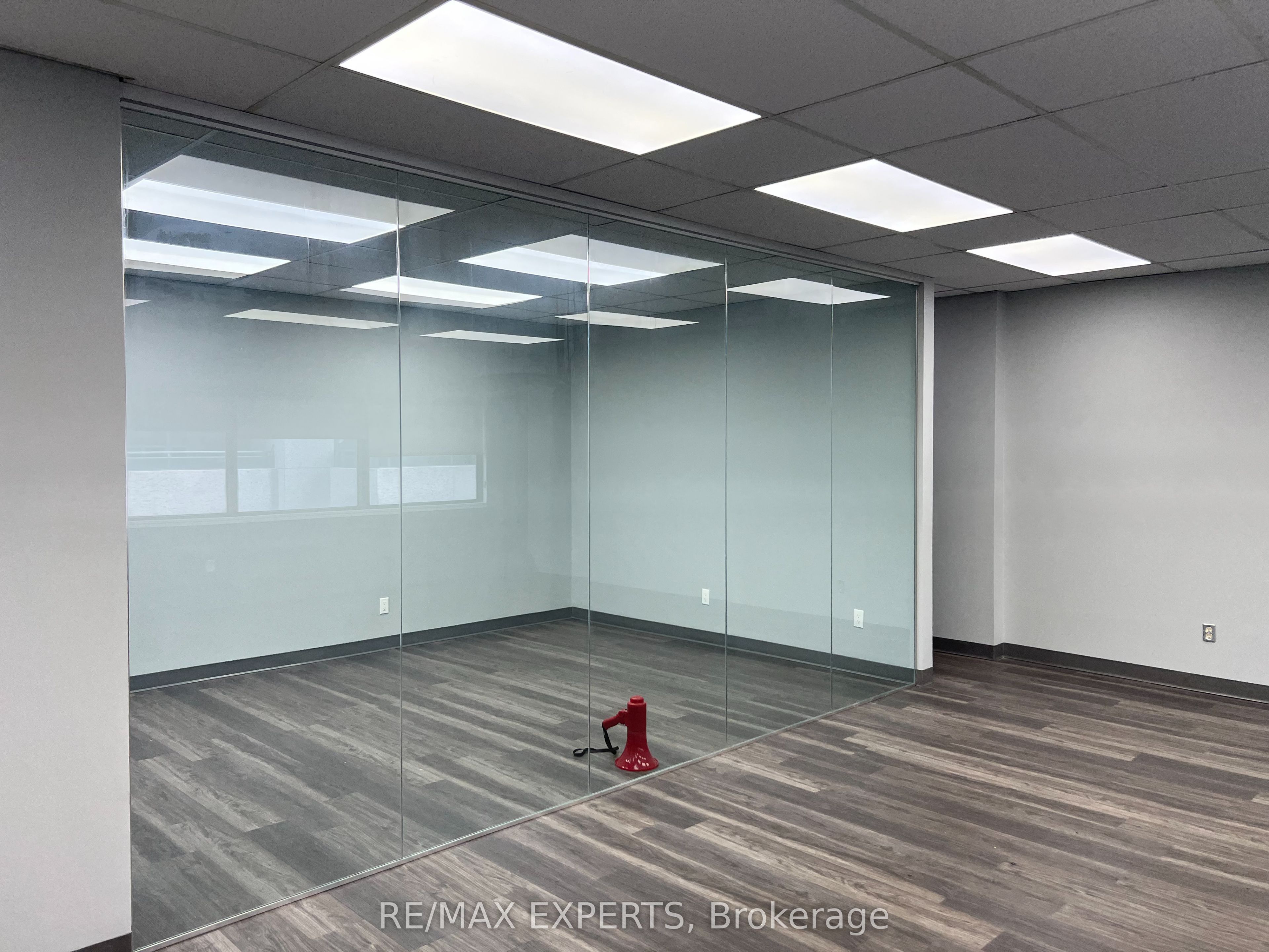 720 Spadina Avenue 315 Property Photo 12