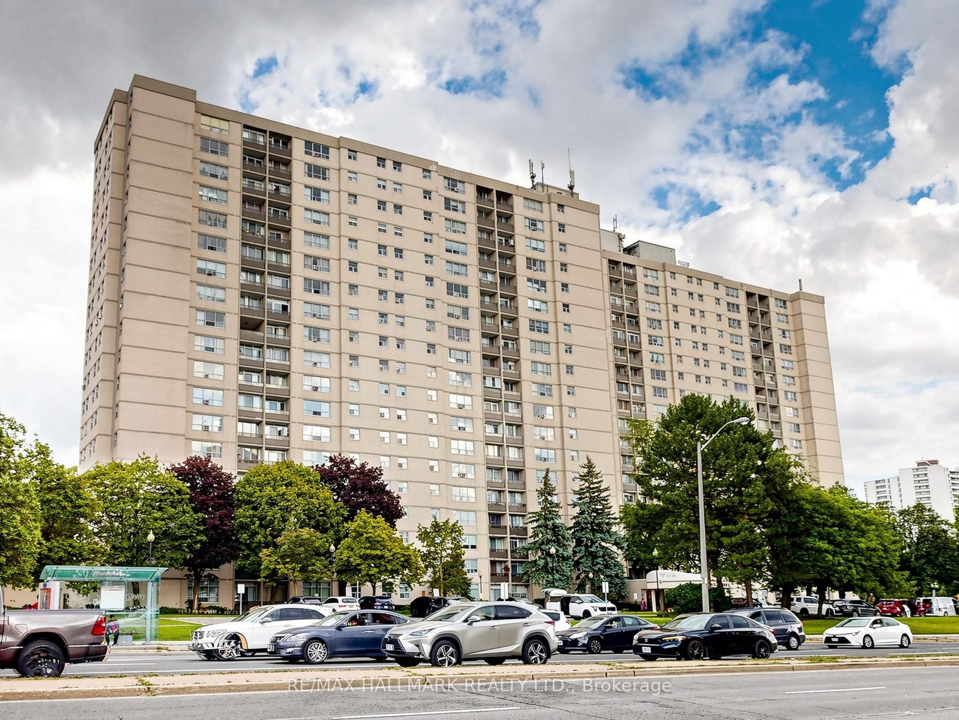 5 Parkway Forest Drive 1609
