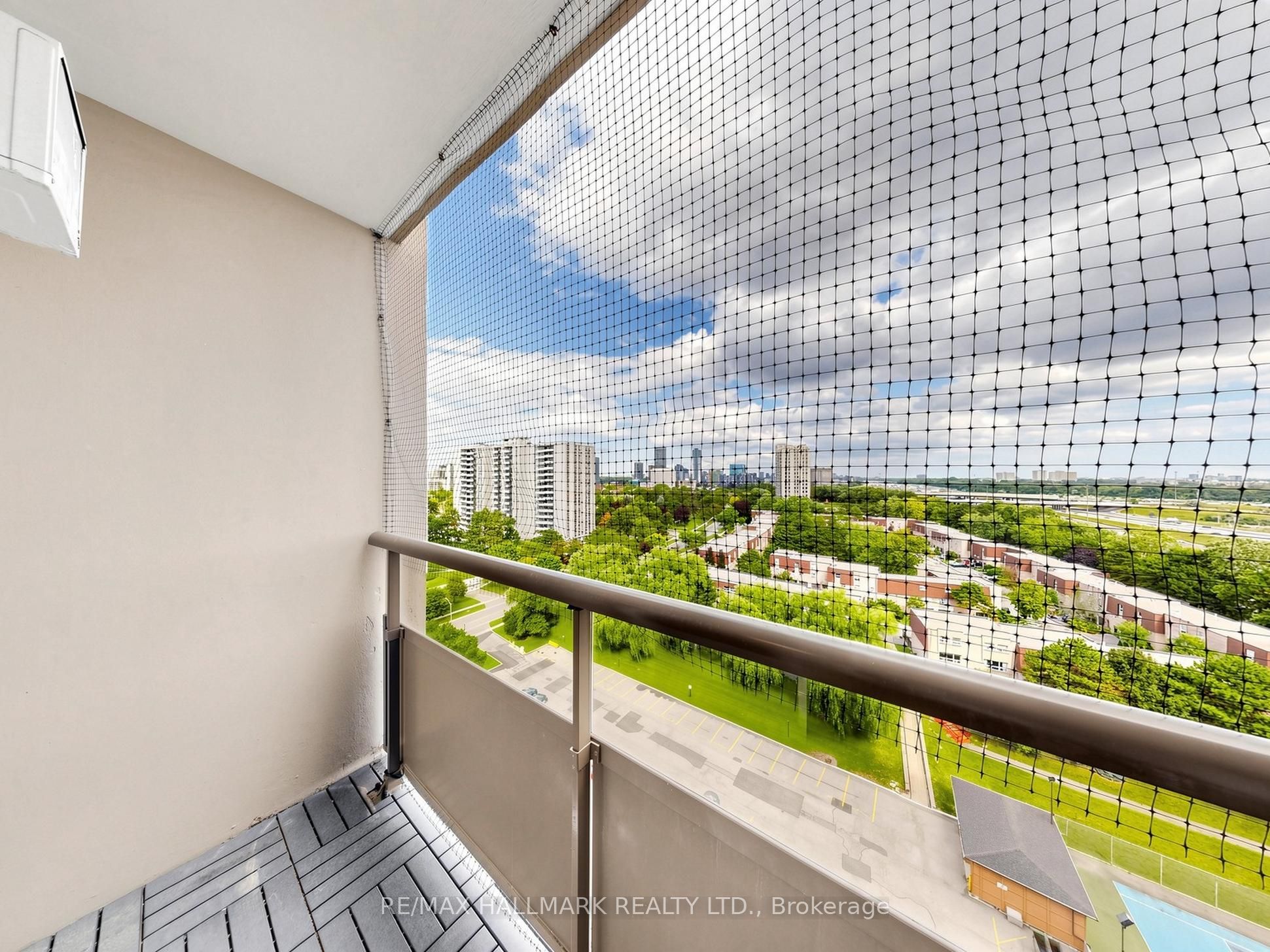 5 Parkway Forest Drive 1609 Property Photo 25
