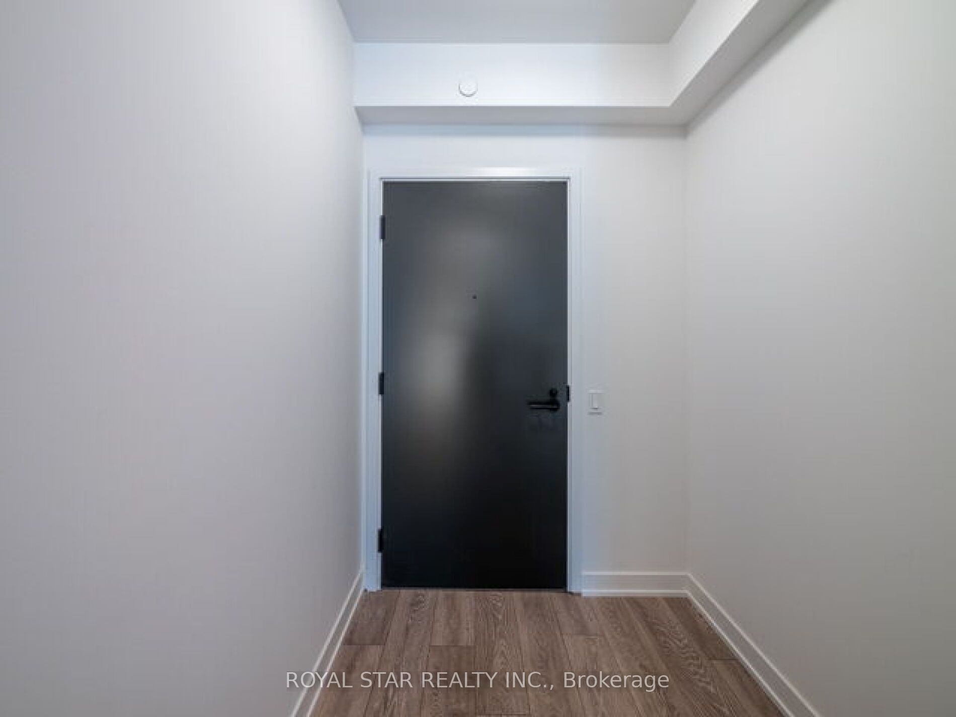 108 Peter Street 1007 Property Photo 3