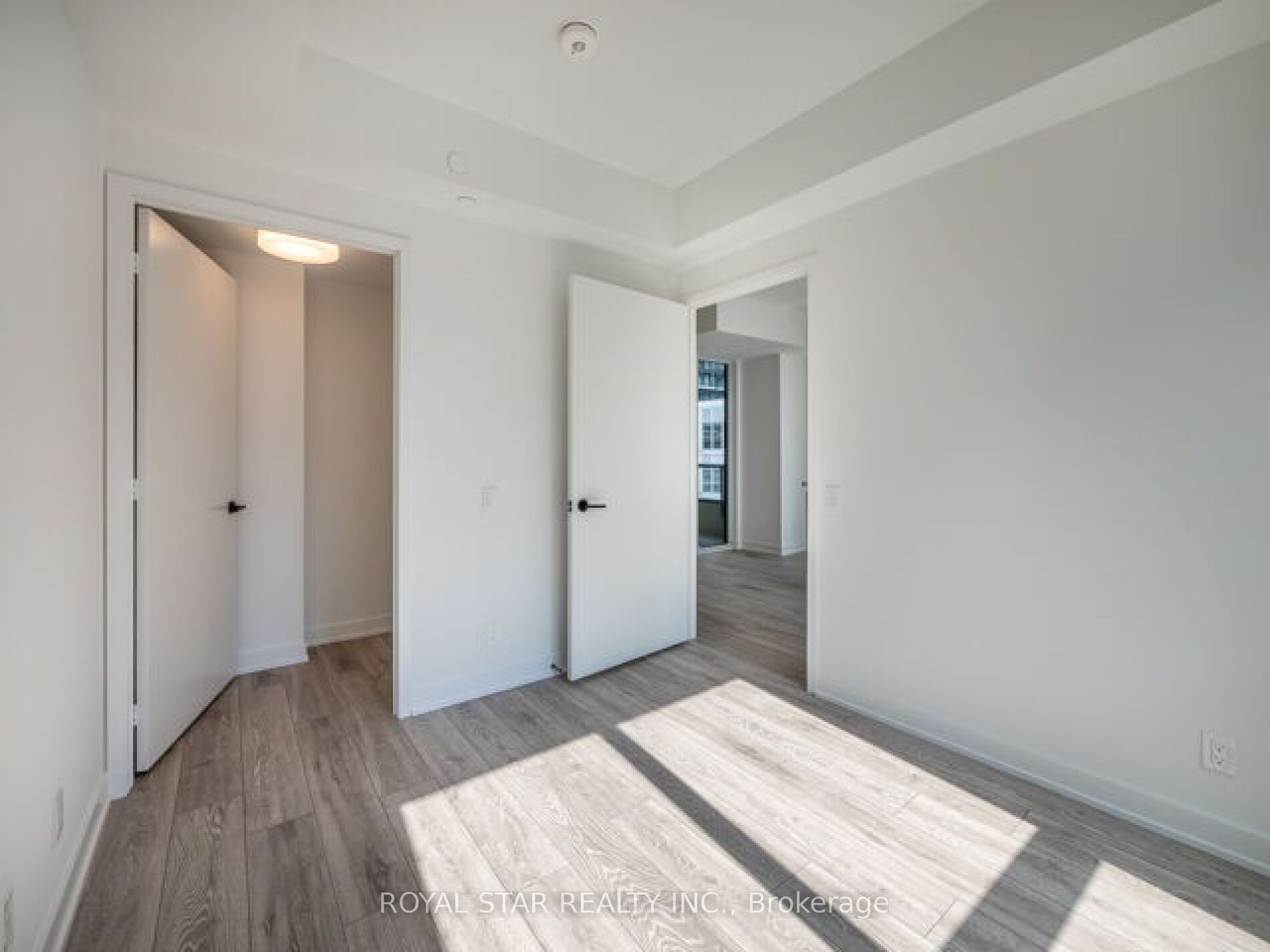 108 Peter Street 1007 Property Photo 15