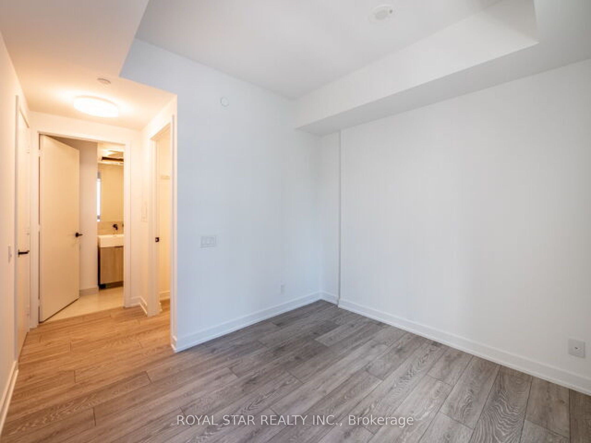 108 Peter Street 1007 Property Photo 18