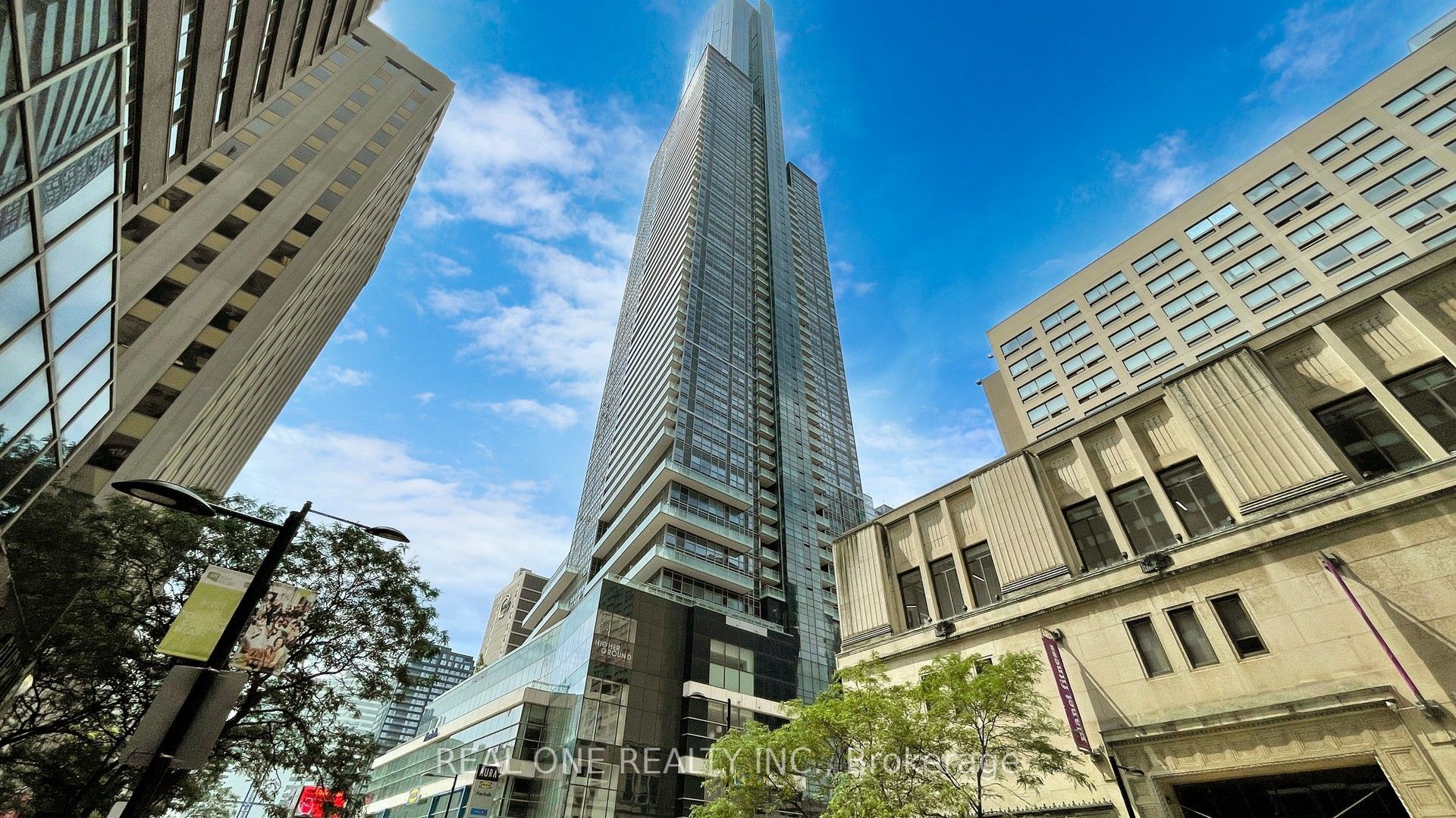 386 Yonge Street 5814 Property Photo 1