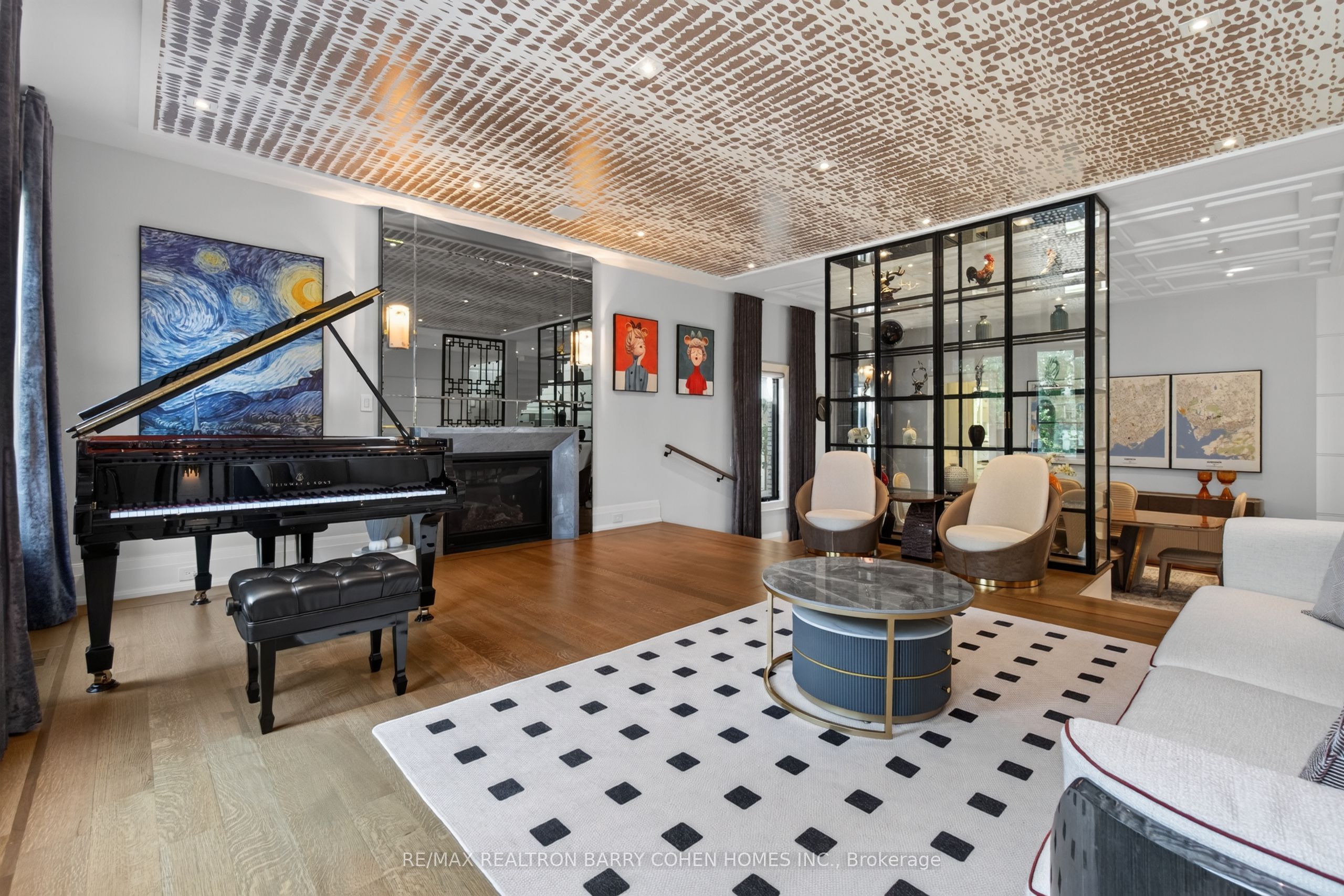 154 Yonge Boulevard Property Photo 8