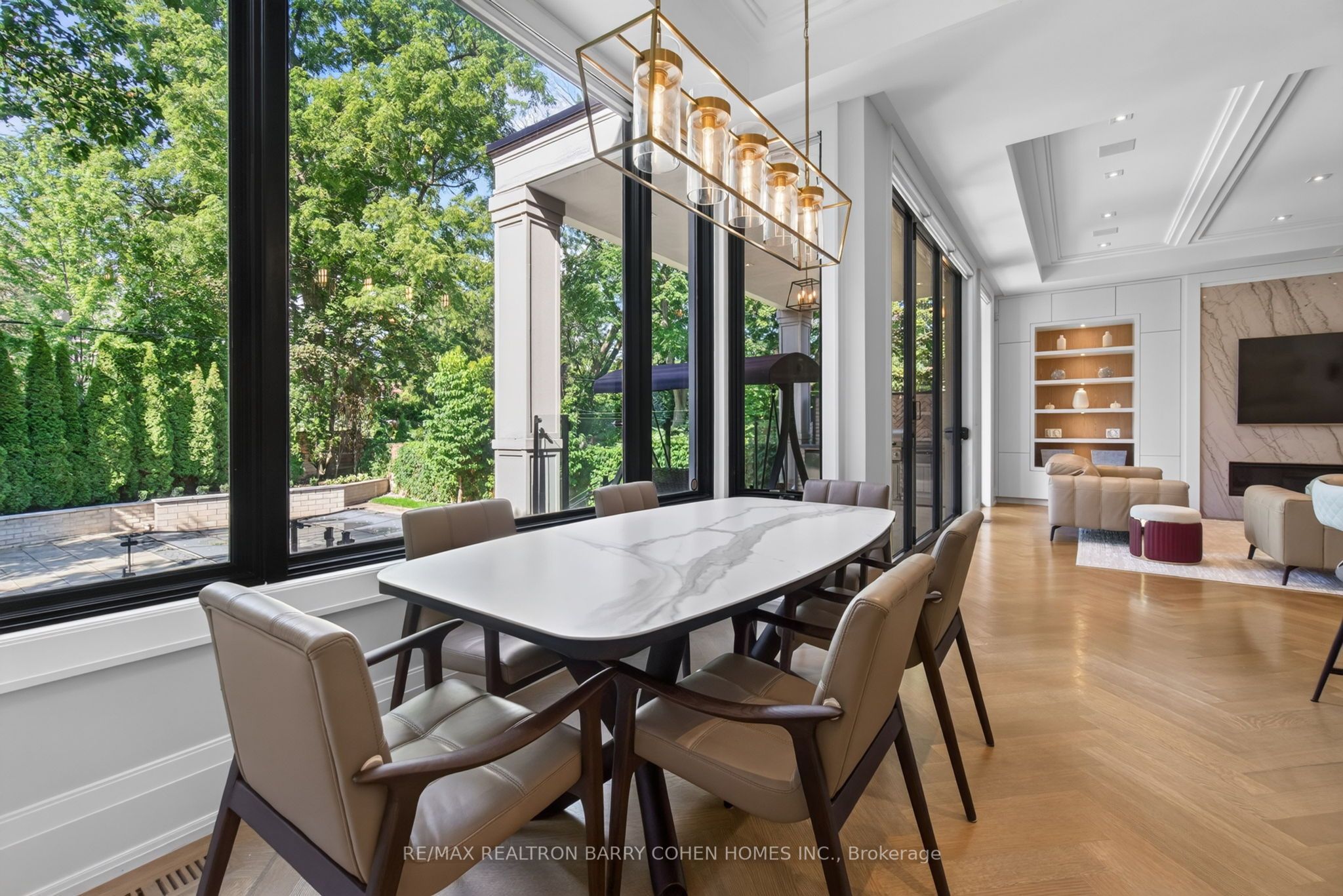154 Yonge Boulevard Property Photo 18